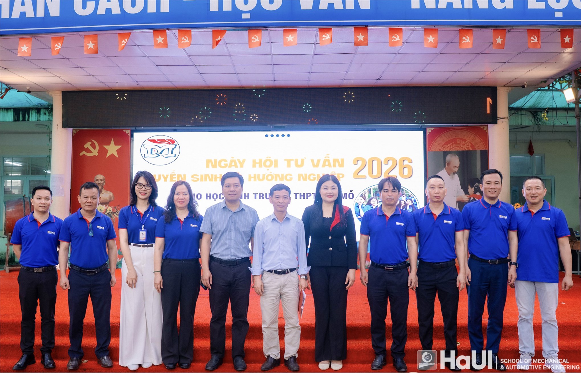 Trường Cơ khí – Ô tô, HaUI tư vấn tuyển sinh chuyên sâu tại THPT Đại Mỗ, định hướng tương lai cùng khối ngành công nghệ, kỹ thuật