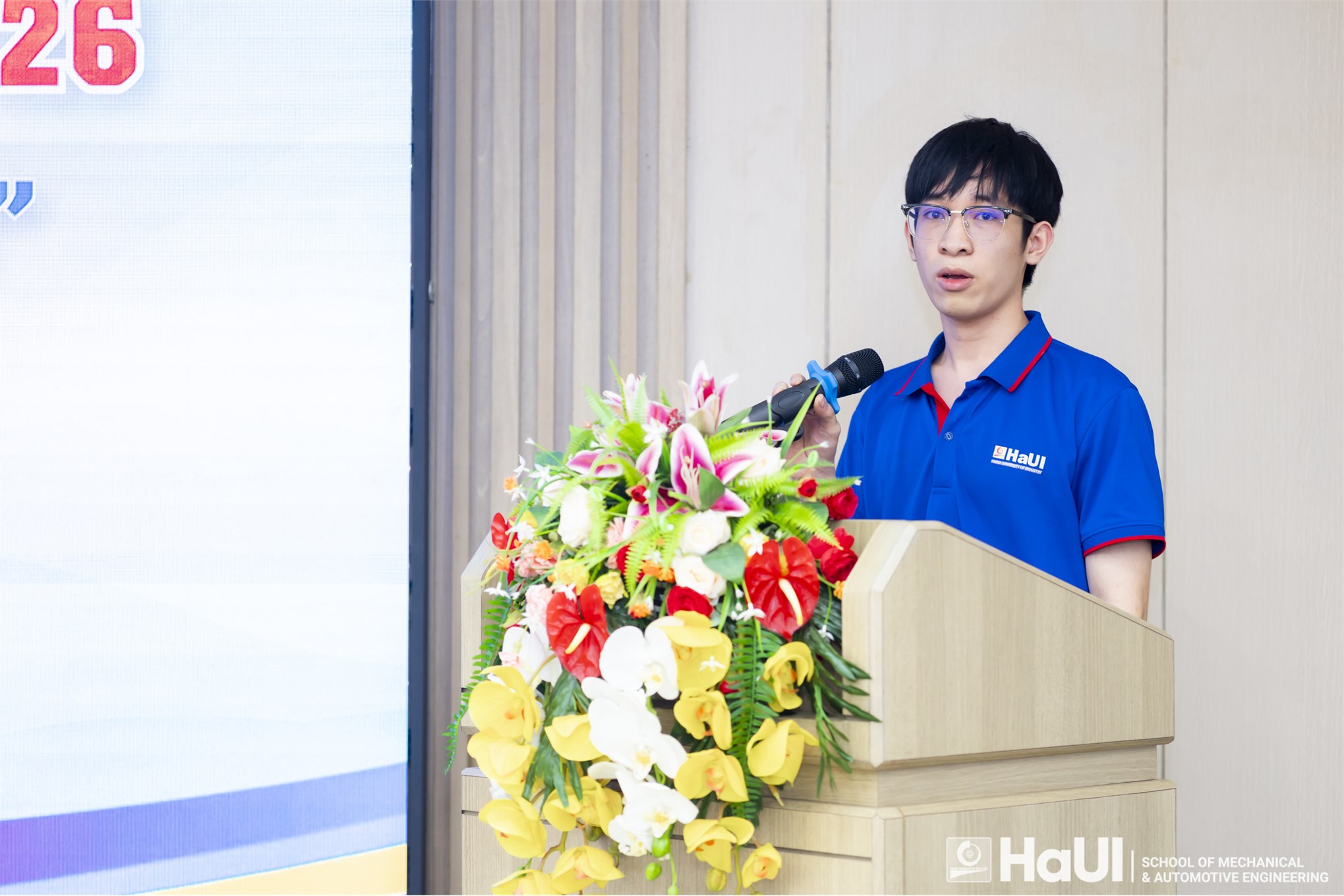 Chung kết cuộc thi Robot mini “Robot gắp phôi” 2026: Bùng nổ sáng tạo, khẳng định bản lĩnh sinh viên Trường Cơ khí – Ô tô