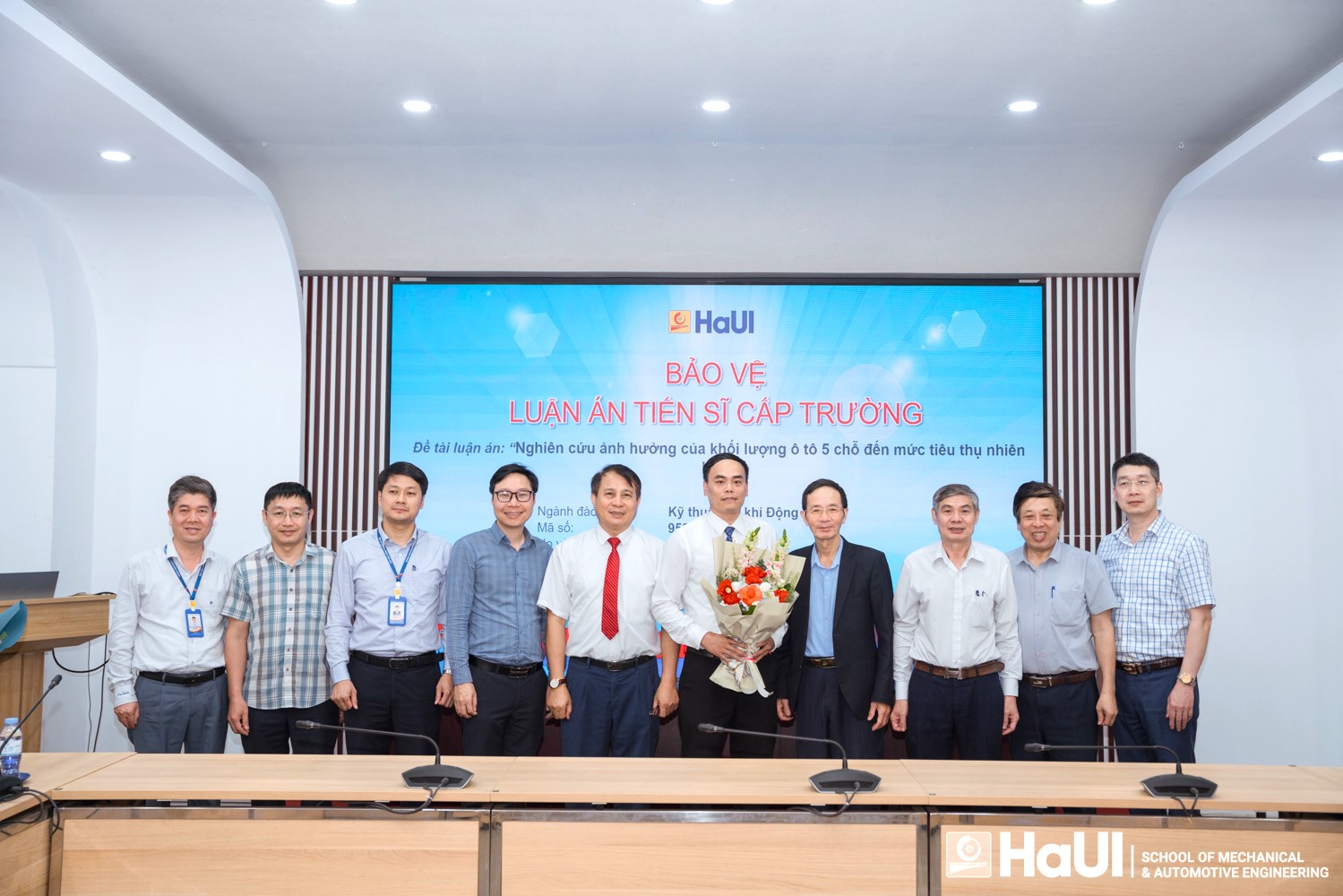 Trường Cơ khí - Ô tô, HaUI có thêm một Tân Tiến sĩ - Khẳng định chiến lược nâng cao chất lượng đội ngũ giảng viên