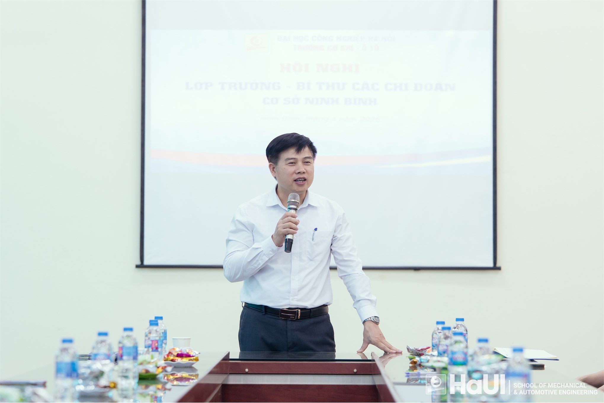 Hội nghị Lớp trưởng, Bí thư chi đoàn Trường Cơ khí – Ô tô: Diễn đàn dân chủ, khẳng định chiến lược “lấy sinh viên làm trung tâm”