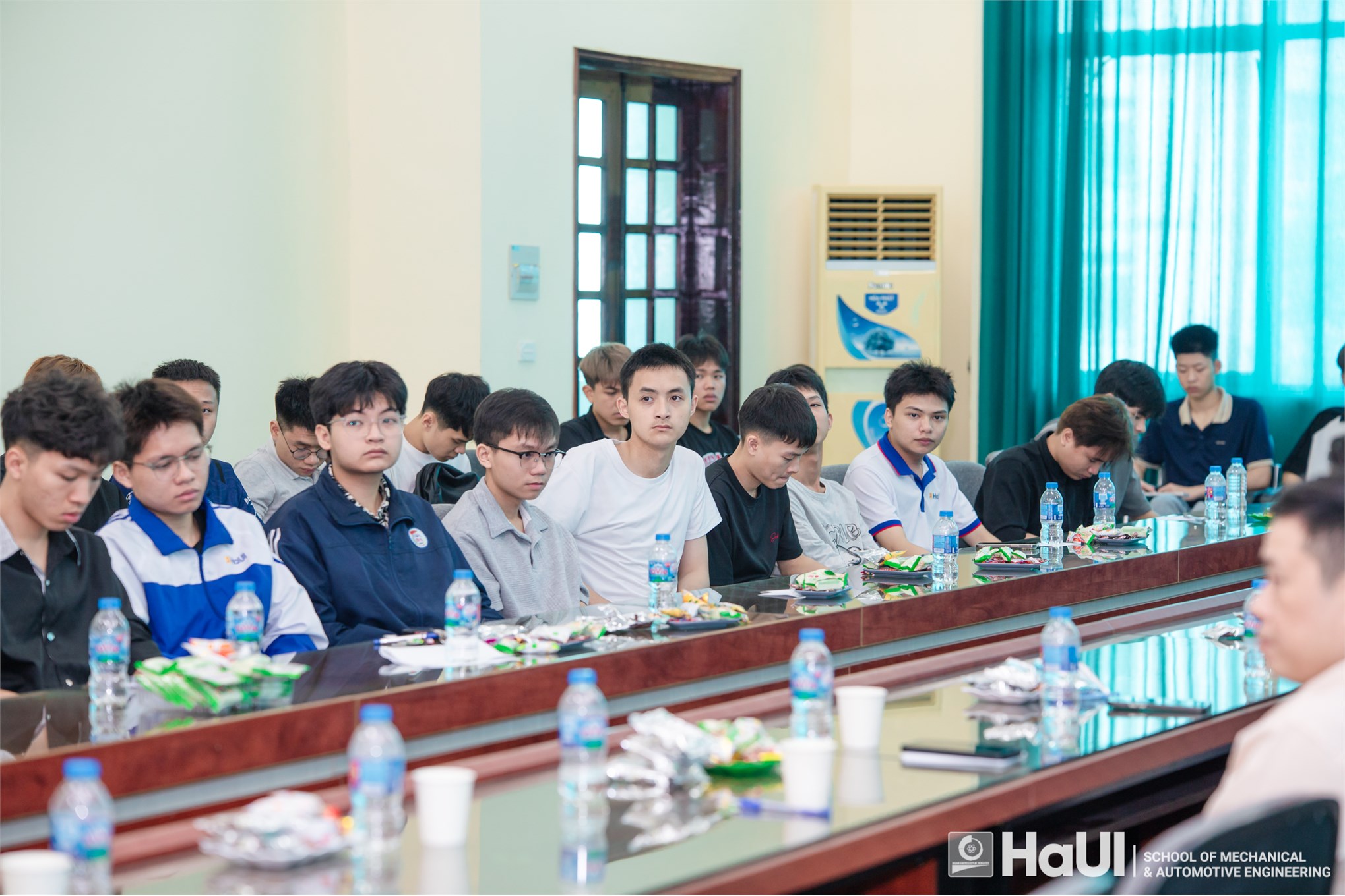 Hội nghị Lớp trưởng, Bí thư chi đoàn Trường Cơ khí – Ô tô: Diễn đàn dân chủ, khẳng định chiến lược “lấy sinh viên làm trung tâm”