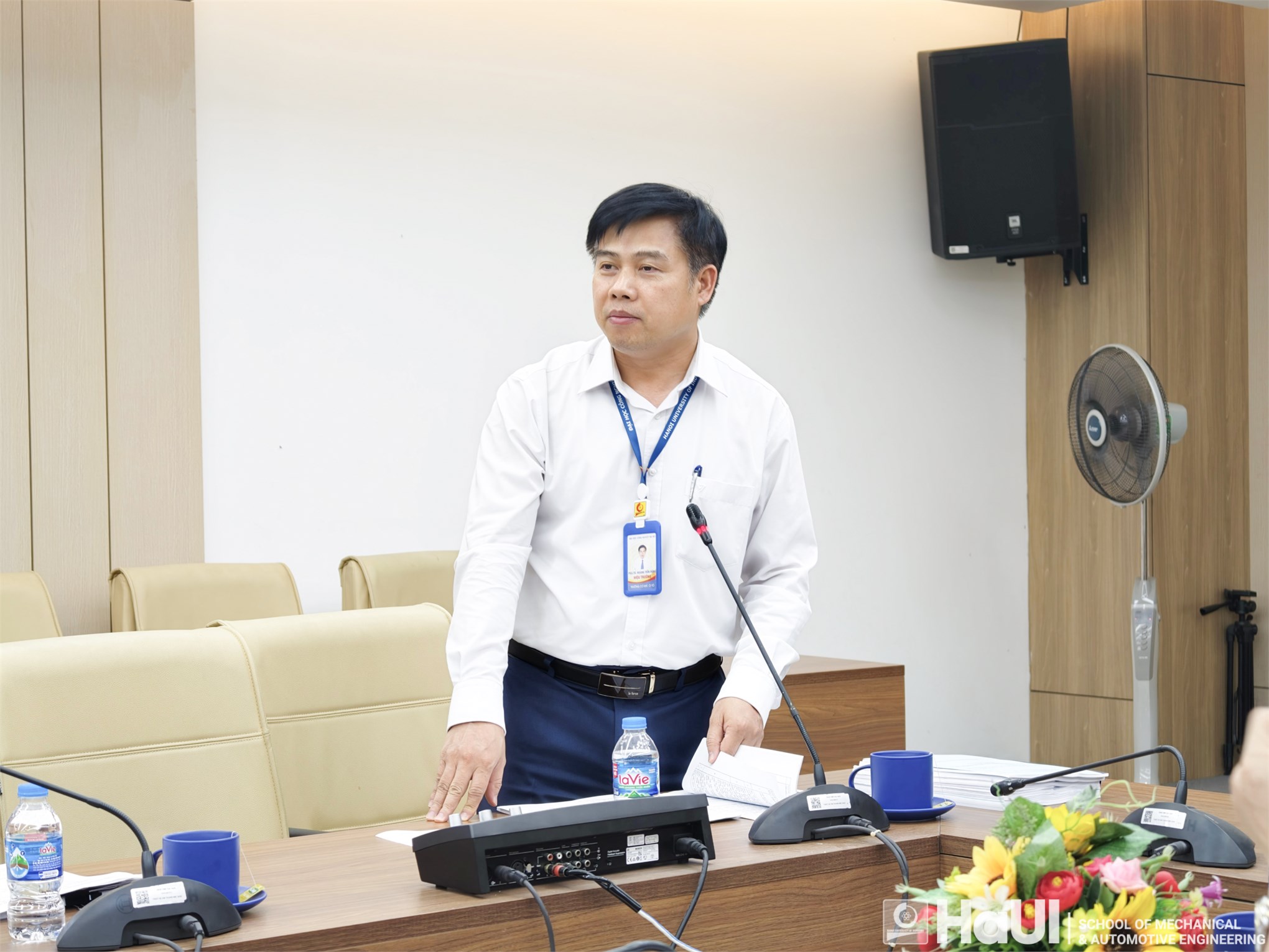 Nghiệm thu cấp cơ sở đề tài KH&CN cấp Thành phố Hà Nội về nghiên cứu thiết kế, chế tạo thiết bị tạo hình và tách khuôn gốm sứ