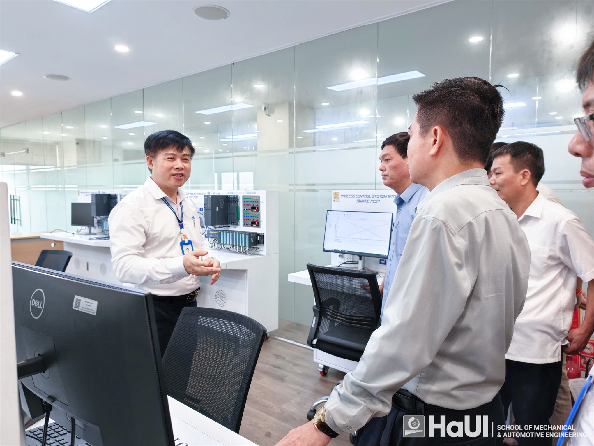 Lan tỏa tri thức – Trường Cơ khí – Ô tô, HaUI đồng hành cùng Cao đẳng Tuyên Quang