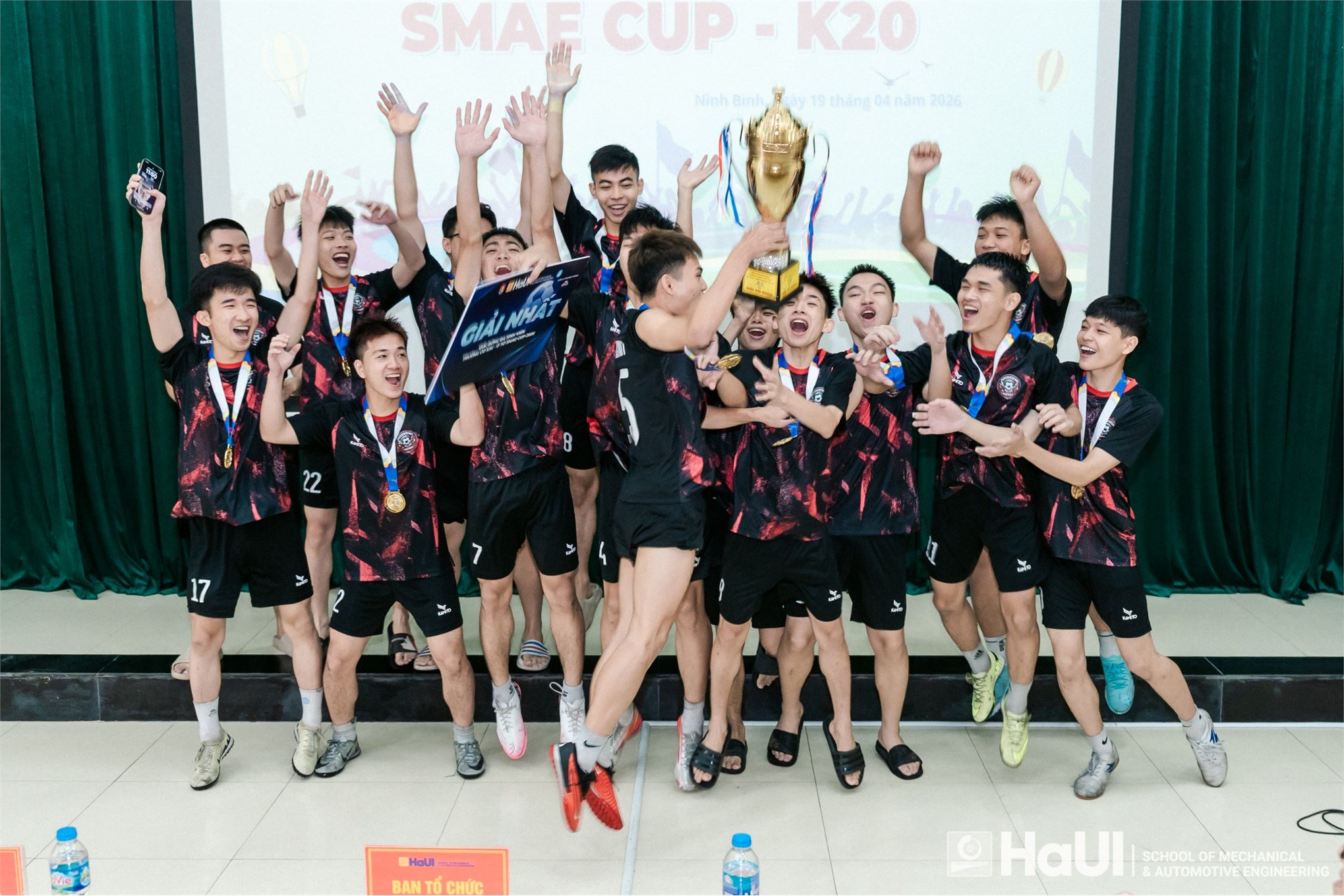 Chung kết và và trao giải bóng đá nam sinh viên K20 – SMAE CUP 2026