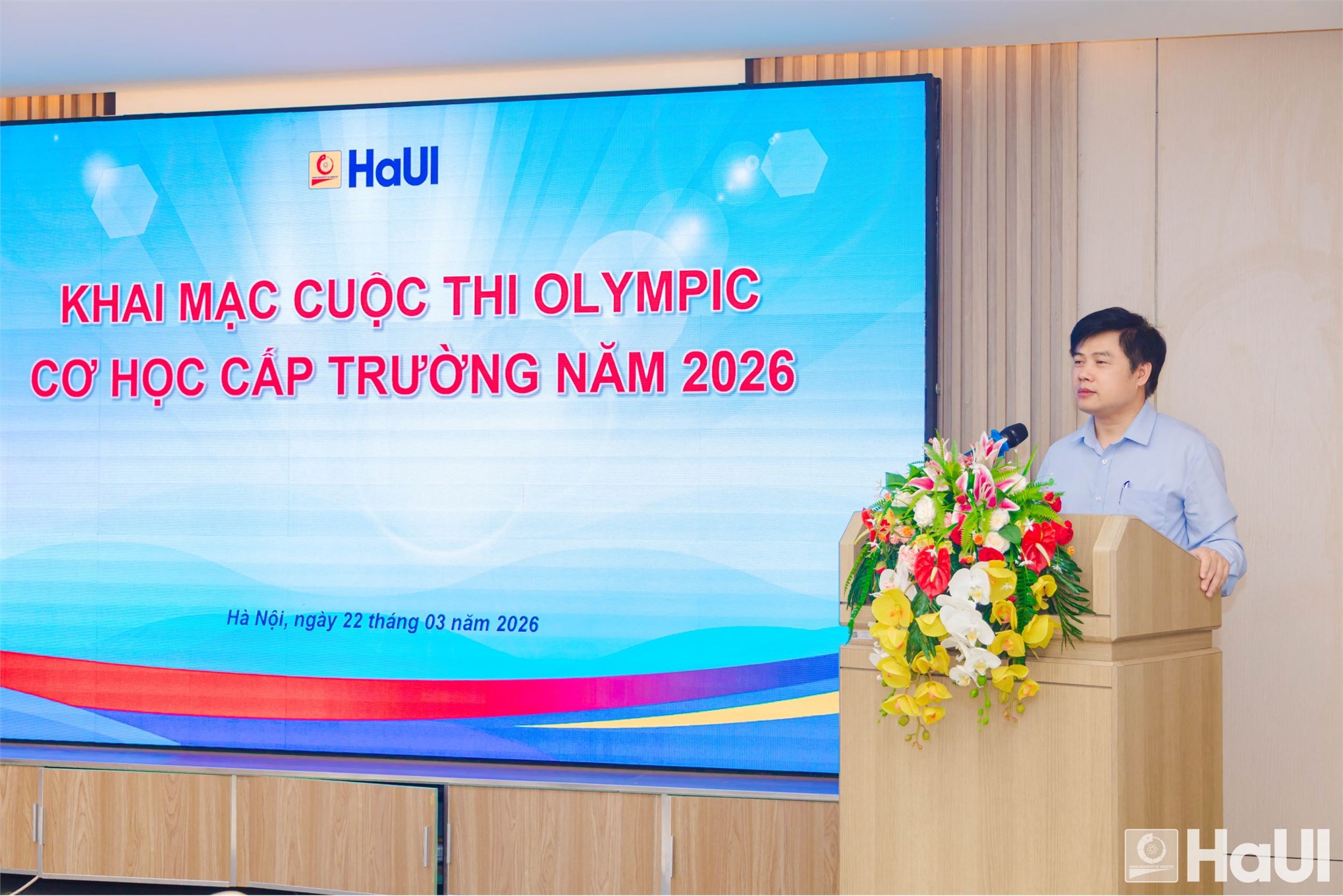 Students of the School of Mechanical and Automotive Engineering, HaUI Determined to Conquer the 2026 Mechanics Olympiad