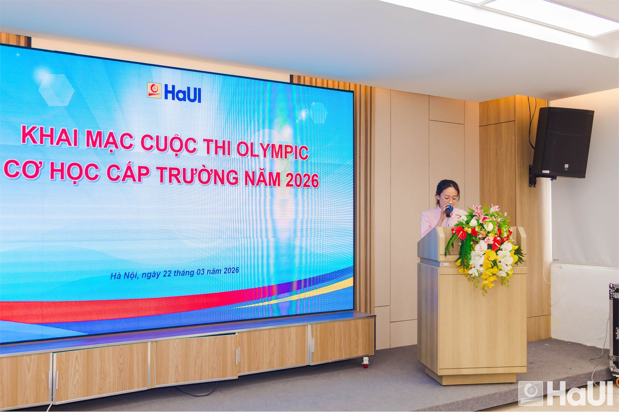 Students of the School of Mechanical and Automotive Engineering, HaUI Determined to Conquer the 2026 Mechanics Olympiad