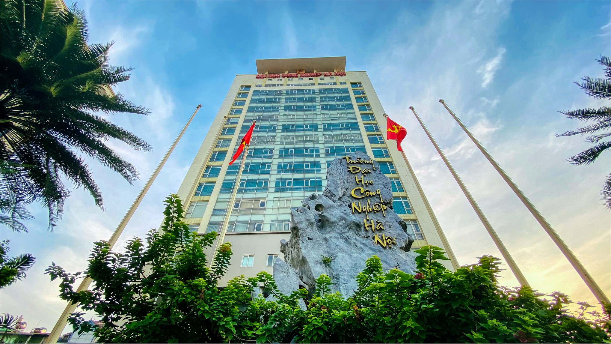 Trường Cơ khí – Ô tô, HaUI tuyển sinh 3 chương trình đào tạo kỹ sư, thạc sĩ tài năng năm 2026