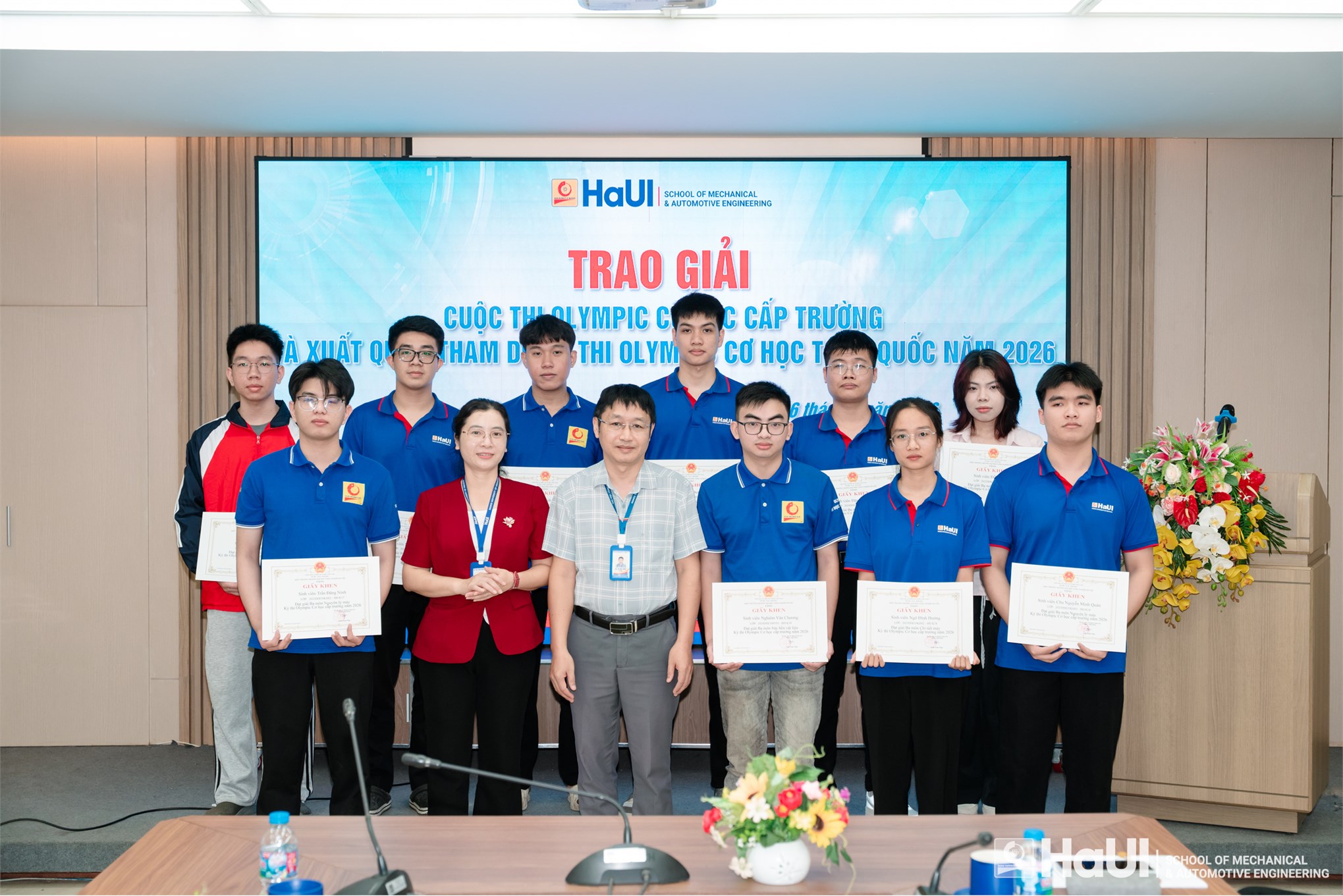 Sẵn sàng cho Olympic Cơ học toàn quốc 2026 - Sinh viên Trường Cơ khí – Ô tô quyết tâm viết tiếp bảng vàng thành tích