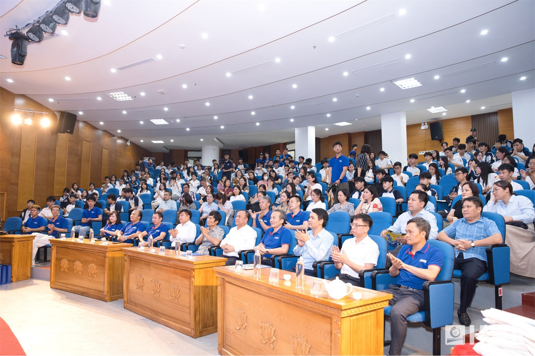 Trường Cơ khí - Ô tô, HaUI lan tỏa tinh thần giáo dục STEM tại Trường THPT Chuyên Hùng Vương – Phú Thọ
