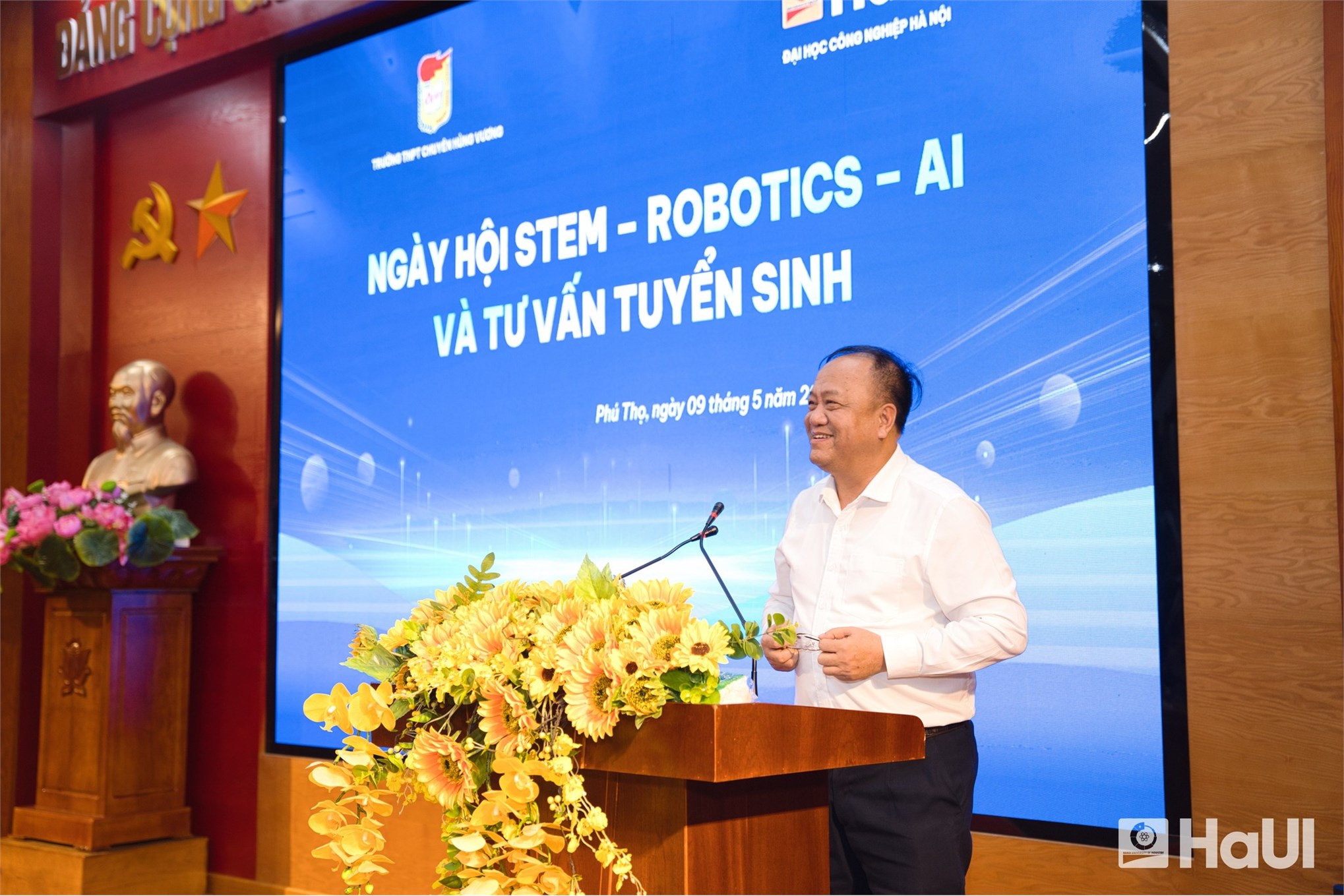 Trường Cơ khí - Ô tô, HaUI lan tỏa tinh thần giáo dục STEM tại Trường THPT Chuyên Hùng Vương – Phú Thọ