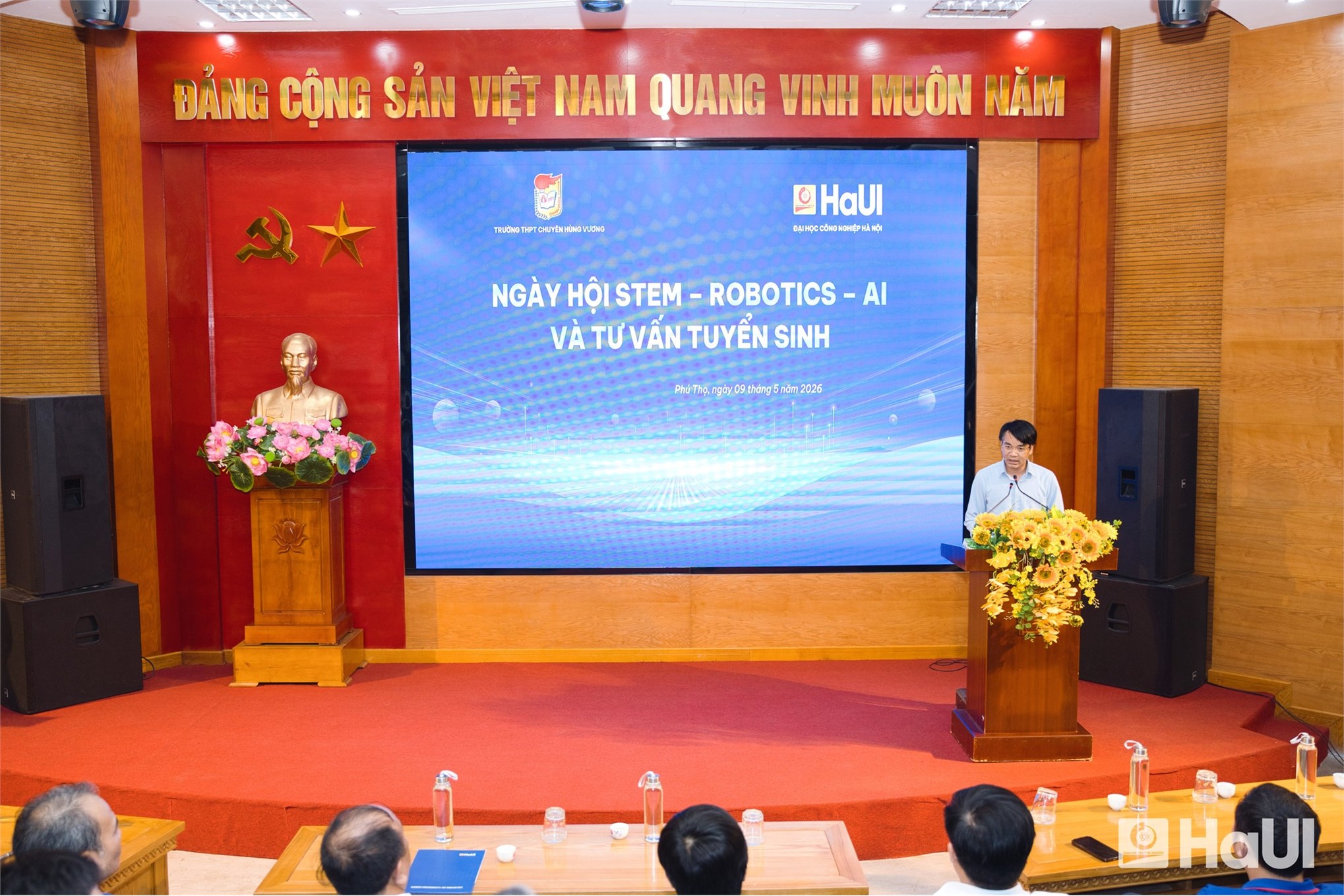 Trường Cơ khí - Ô tô, HaUI lan tỏa tinh thần giáo dục STEM tại Trường THPT Chuyên Hùng Vương – Phú Thọ
