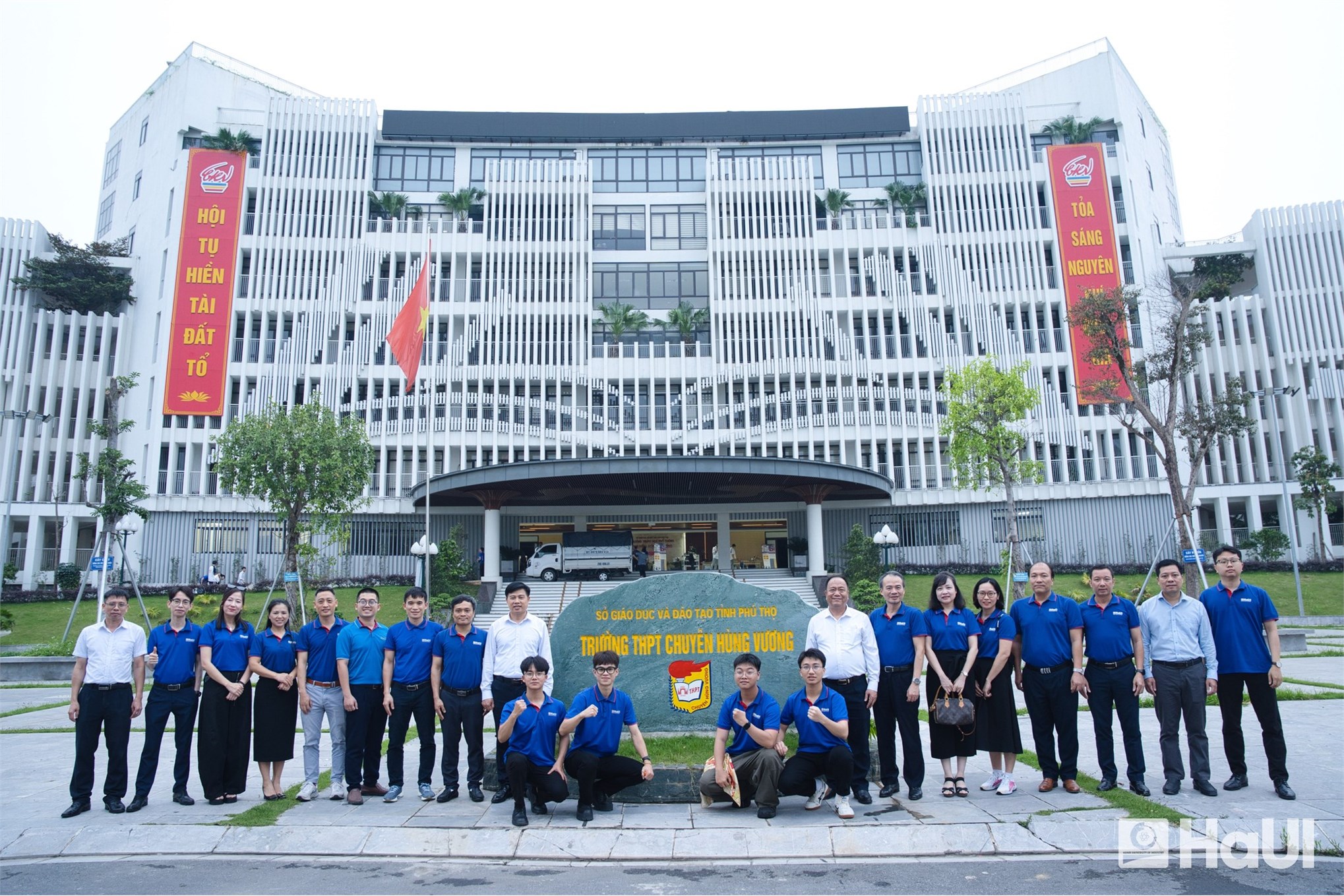 Trường Cơ khí - Ô tô, HaUI lan tỏa tinh thần giáo dục STEM tại Trường THPT Chuyên Hùng Vương – Phú Thọ