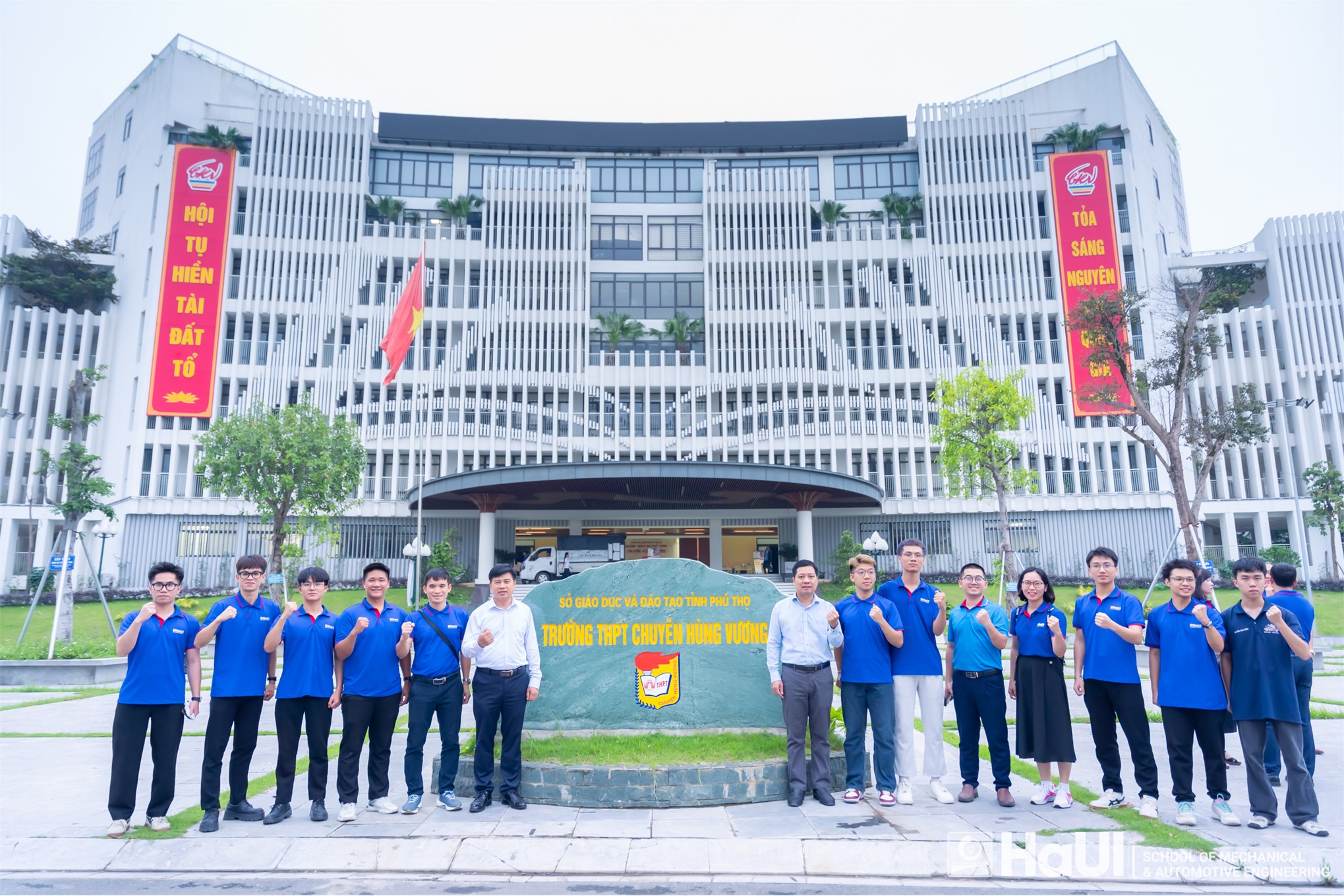 Trường Cơ khí - Ô tô, HaUI lan tỏa tinh thần giáo dục STEM tại Trường THPT Chuyên Hùng Vương – Phú Thọ