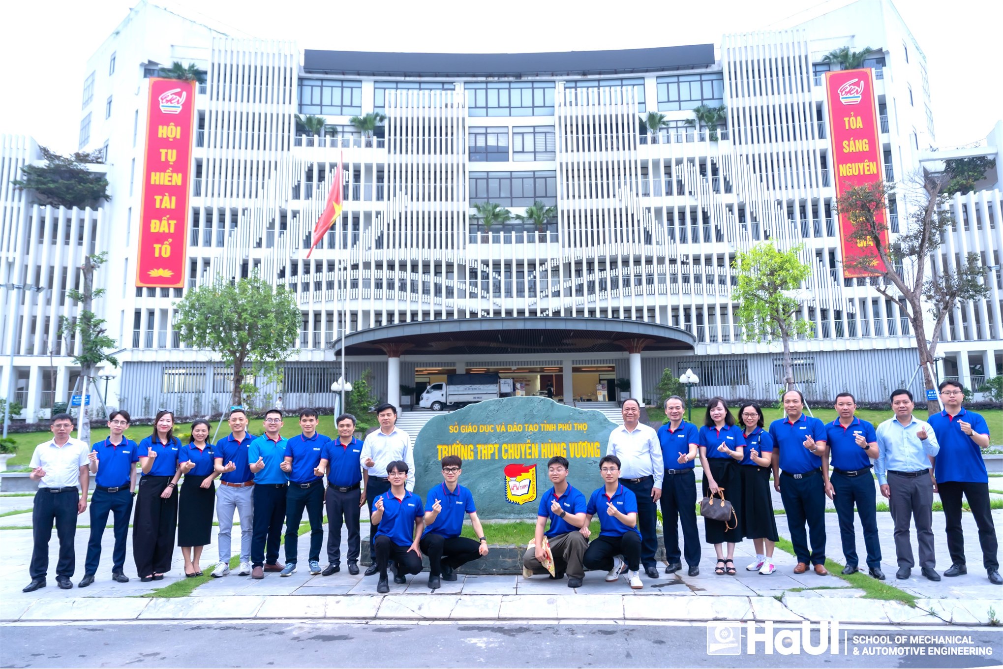 Trường Cơ khí - Ô tô, HaUI lan tỏa tinh thần giáo dục STEM tại Trường THPT Chuyên Hùng Vương – Phú Thọ