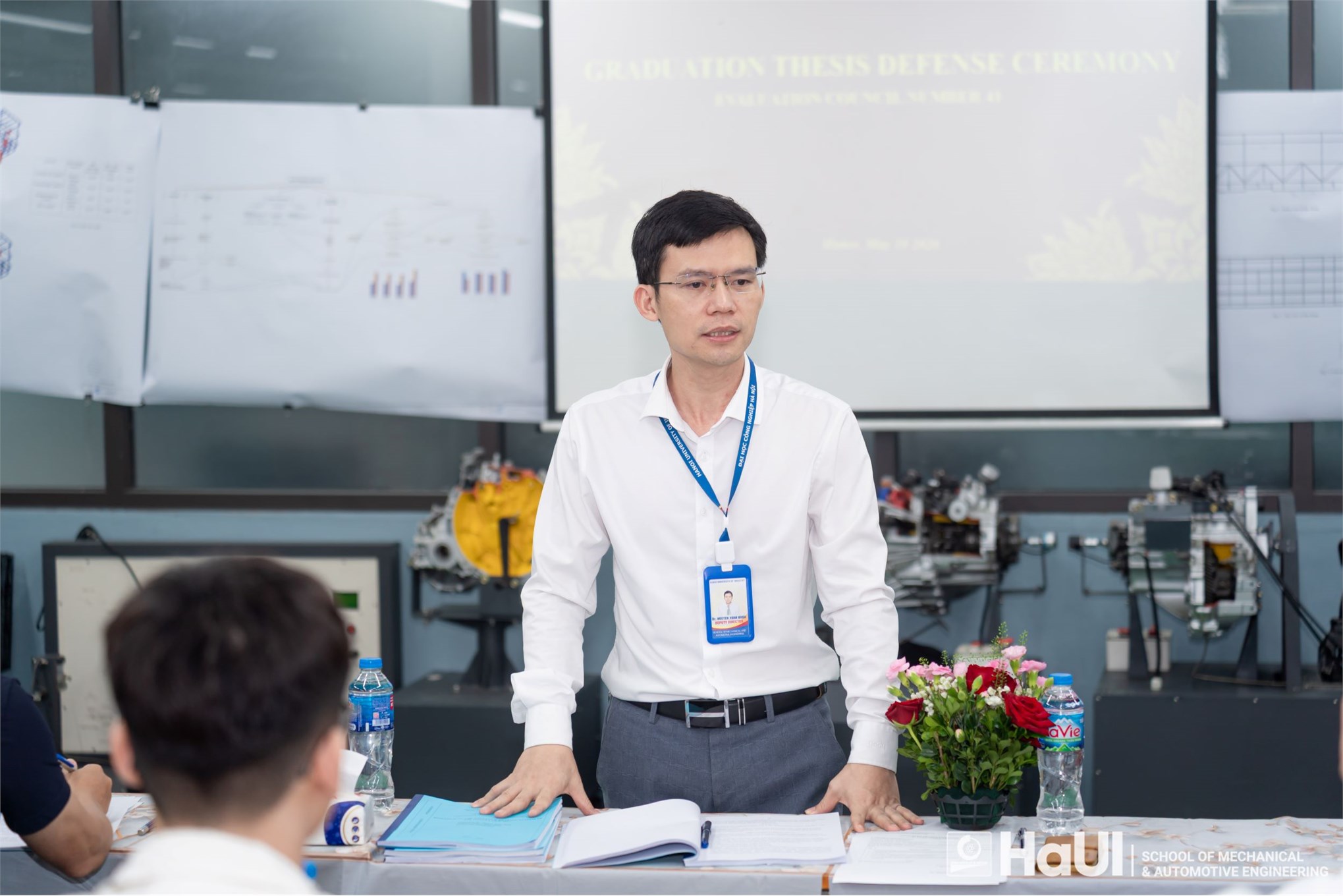 Dấu ấn từ lễ bảo vệ đồ án tốt nghiệp chương trình giảng dạy bằng tiếng Anh tại Trường Cơ khí – Ô tô