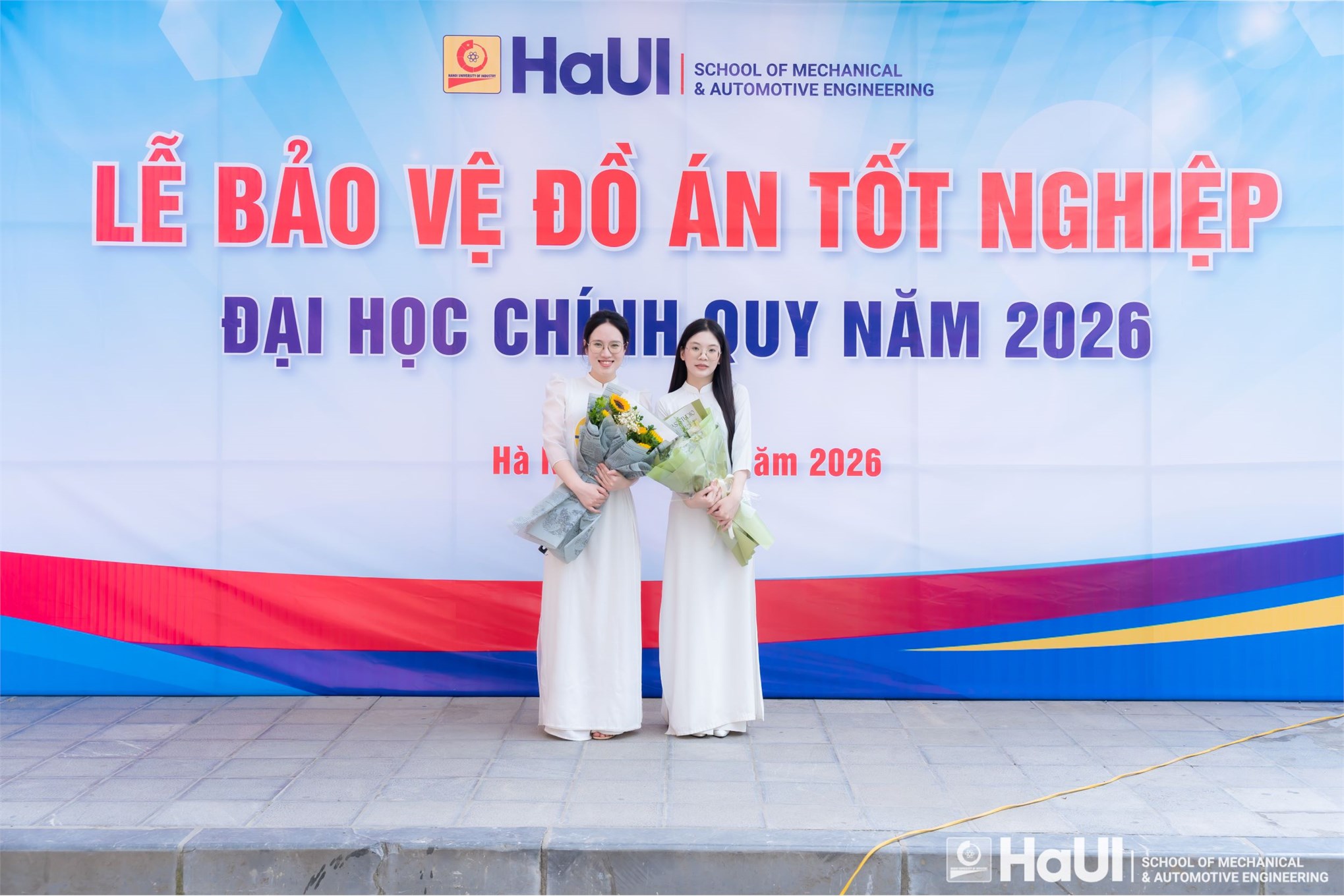 Dấu ấn từ lễ bảo vệ đồ án tốt nghiệp chương trình giảng dạy bằng tiếng Anh tại Trường Cơ khí – Ô tô