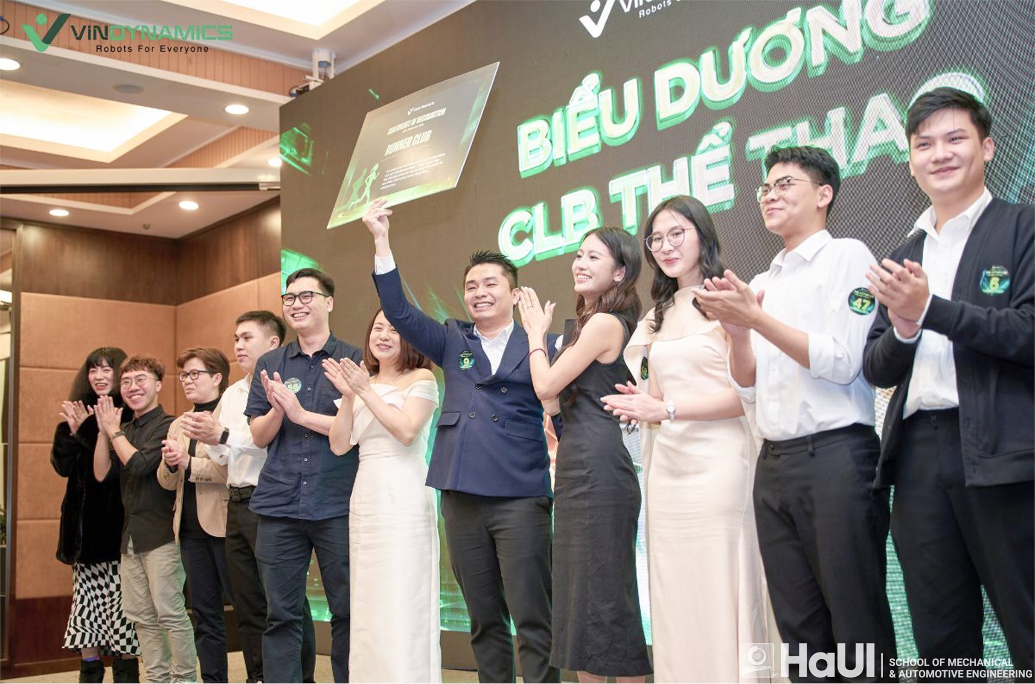 Khát vọng phát triển robot hình người thông minh và hành trình bản lĩnh của cựu sinh viên Trường Cơ khí – Ô tô, HaUI