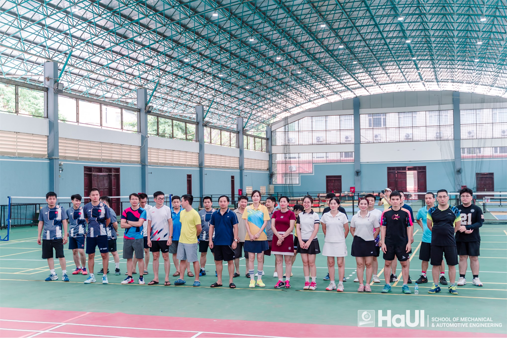 Sôi nổi và gắn kết với hội thao cán bộ viên chức, người lao động Trường Cơ khí – Ô tô năm 2026