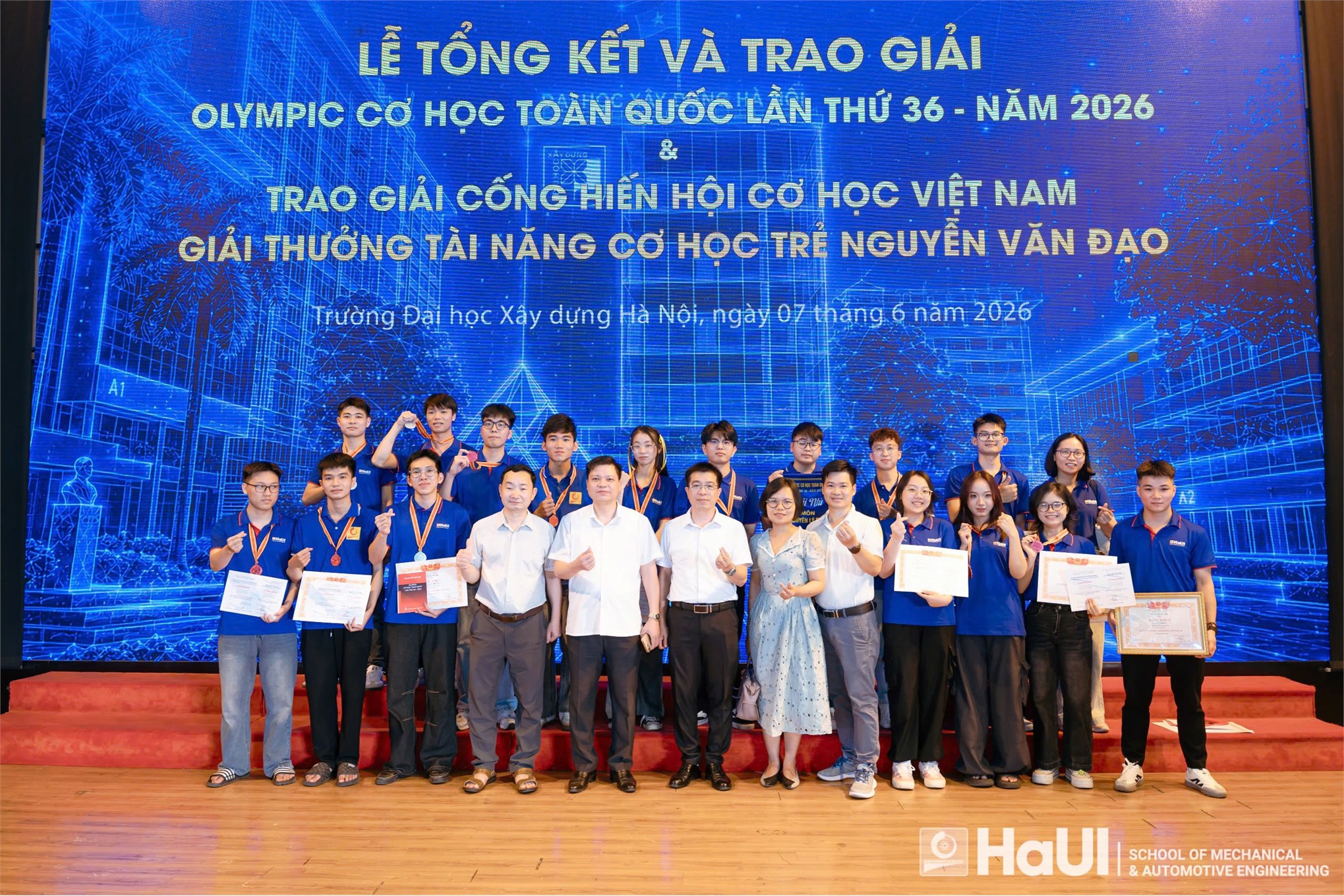 Sinh viên Trường Cơ khí – Ô tô, HaUI khẳng định bản lĩnh tại Olympic Cơ học toàn quốc lần thứ