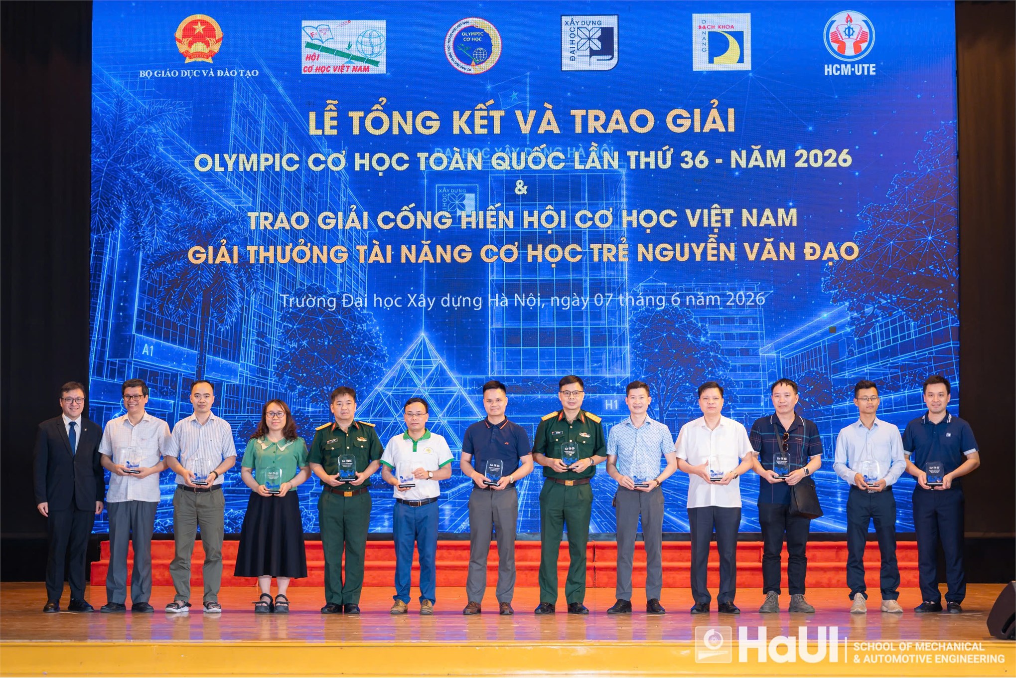 Sinh viên Trường Cơ khí – Ô tô, HaUI khẳng định bản lĩnh tại Olympic Cơ học toàn quốc lần thứ