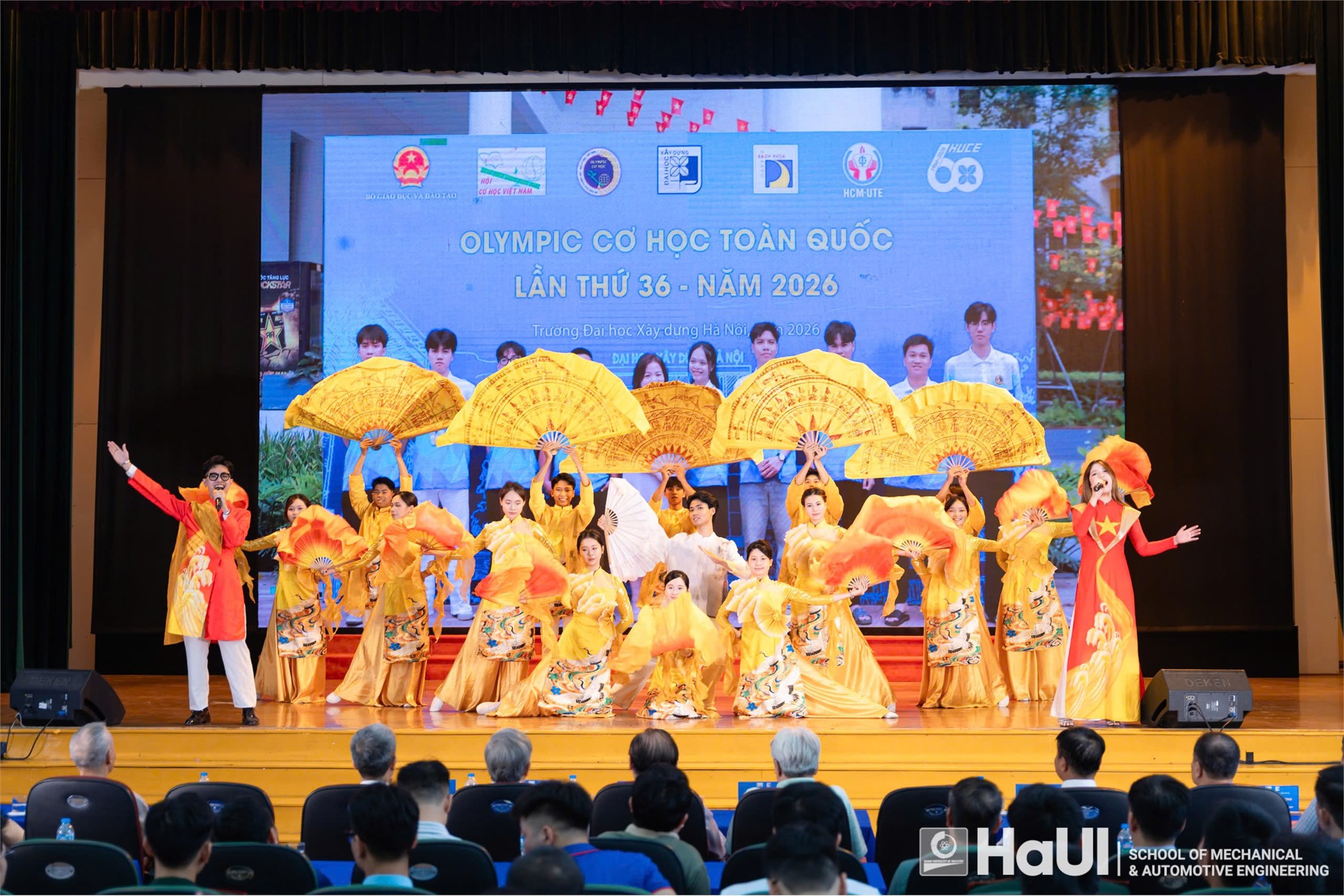 Sinh viên Trường Cơ khí – Ô tô, HaUI khẳng định bản lĩnh tại Olympic Cơ học toàn quốc lần thứ 36