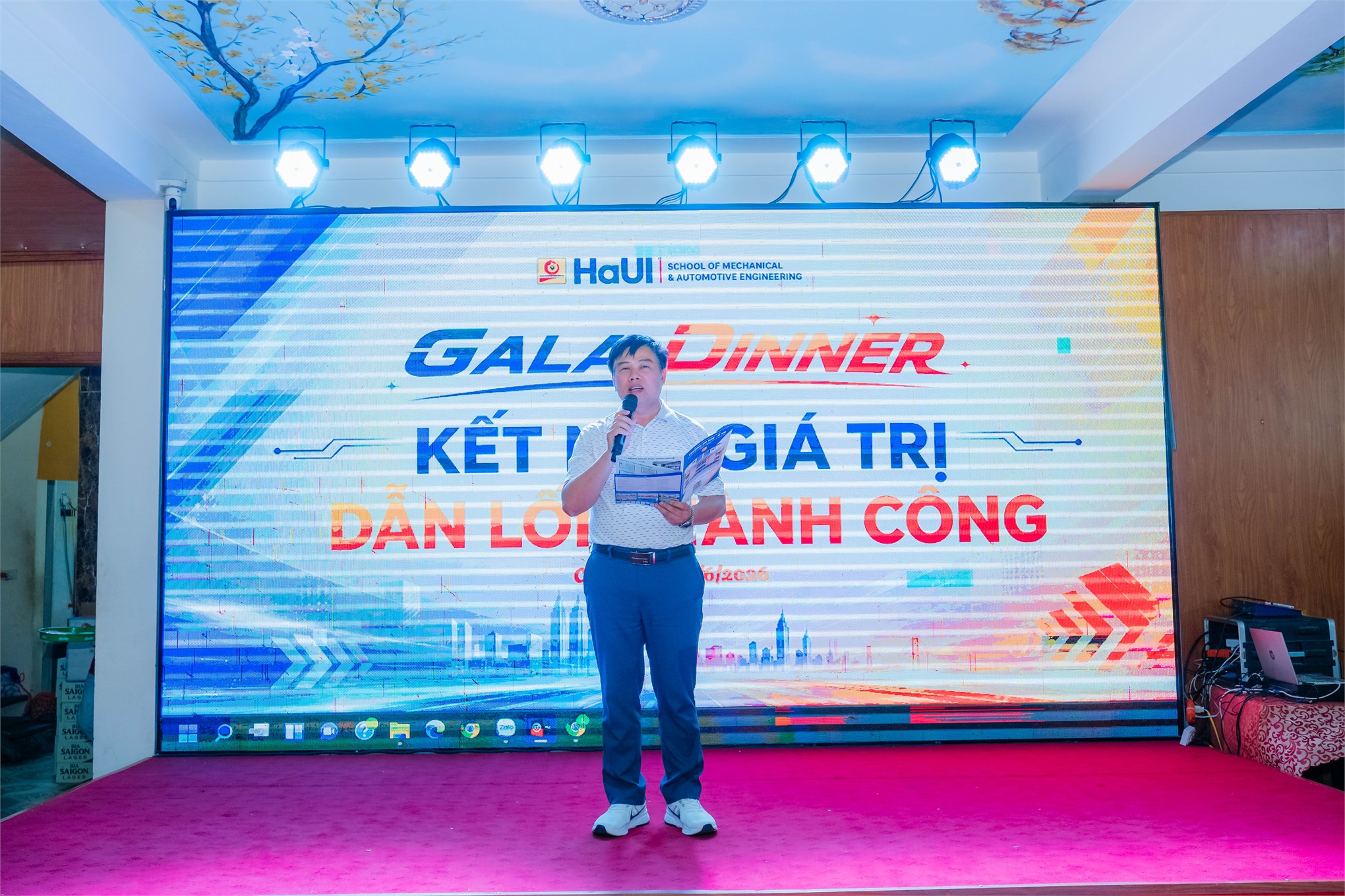 Trường Cơ khí – Ô tô: Hành trình gắn kết, tiếp lửa cho năm học mới