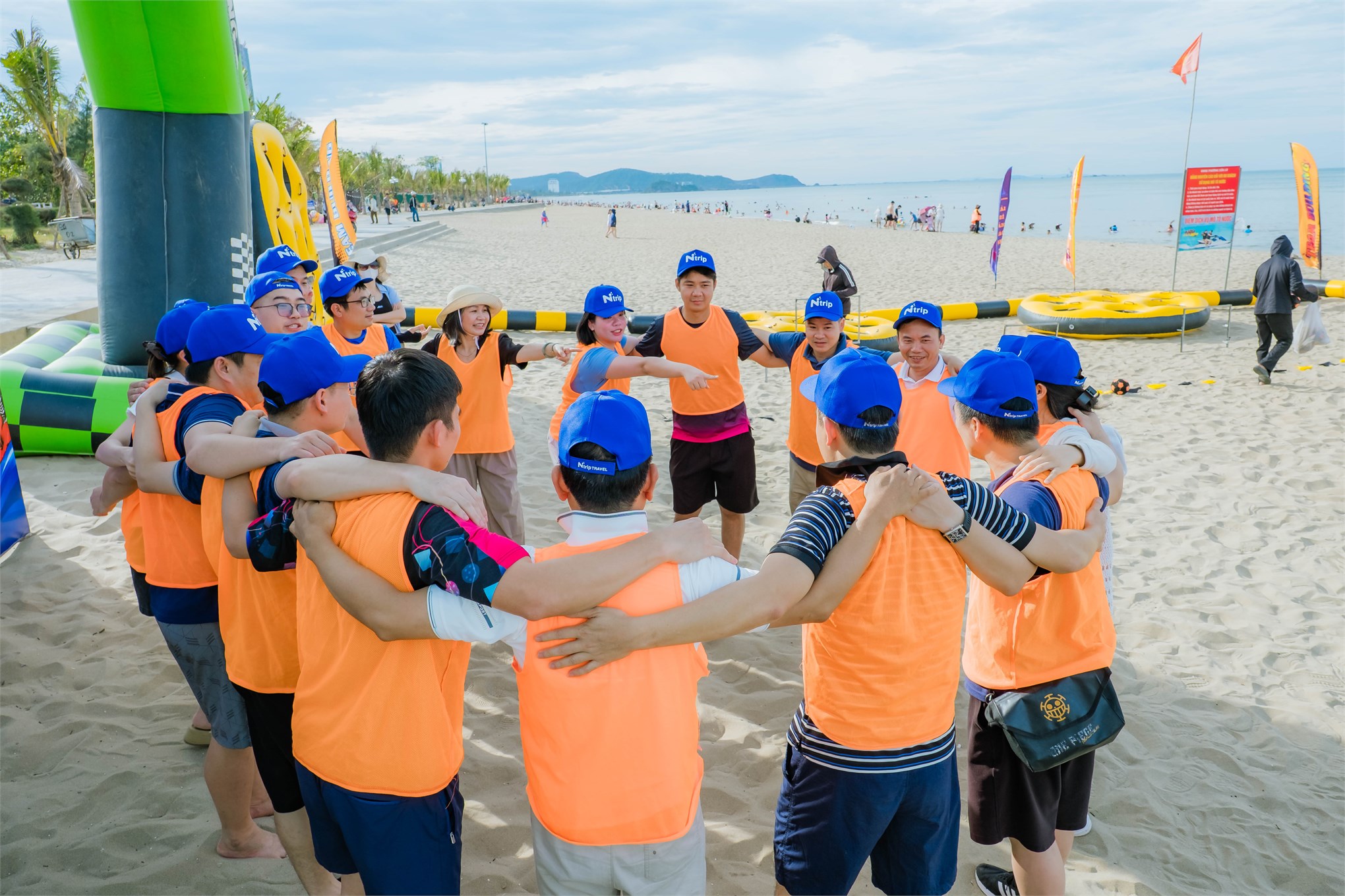 Trường Cơ khí – Ô tô: Hành trình gắn kết, tiếp lửa cho năm học mới