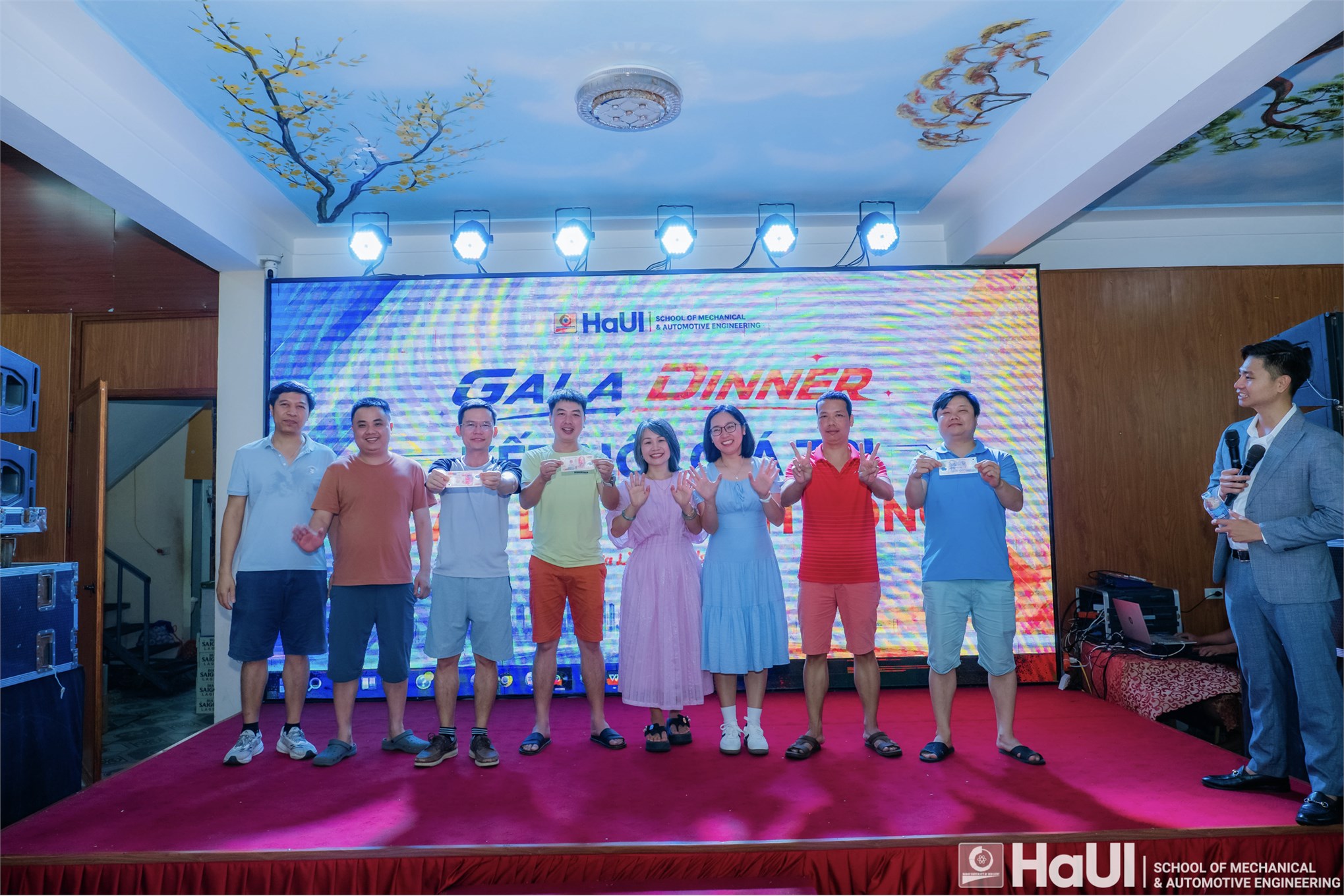 Trường Cơ khí – Ô tô: Hành trình gắn kết, tiếp lửa cho năm học mới