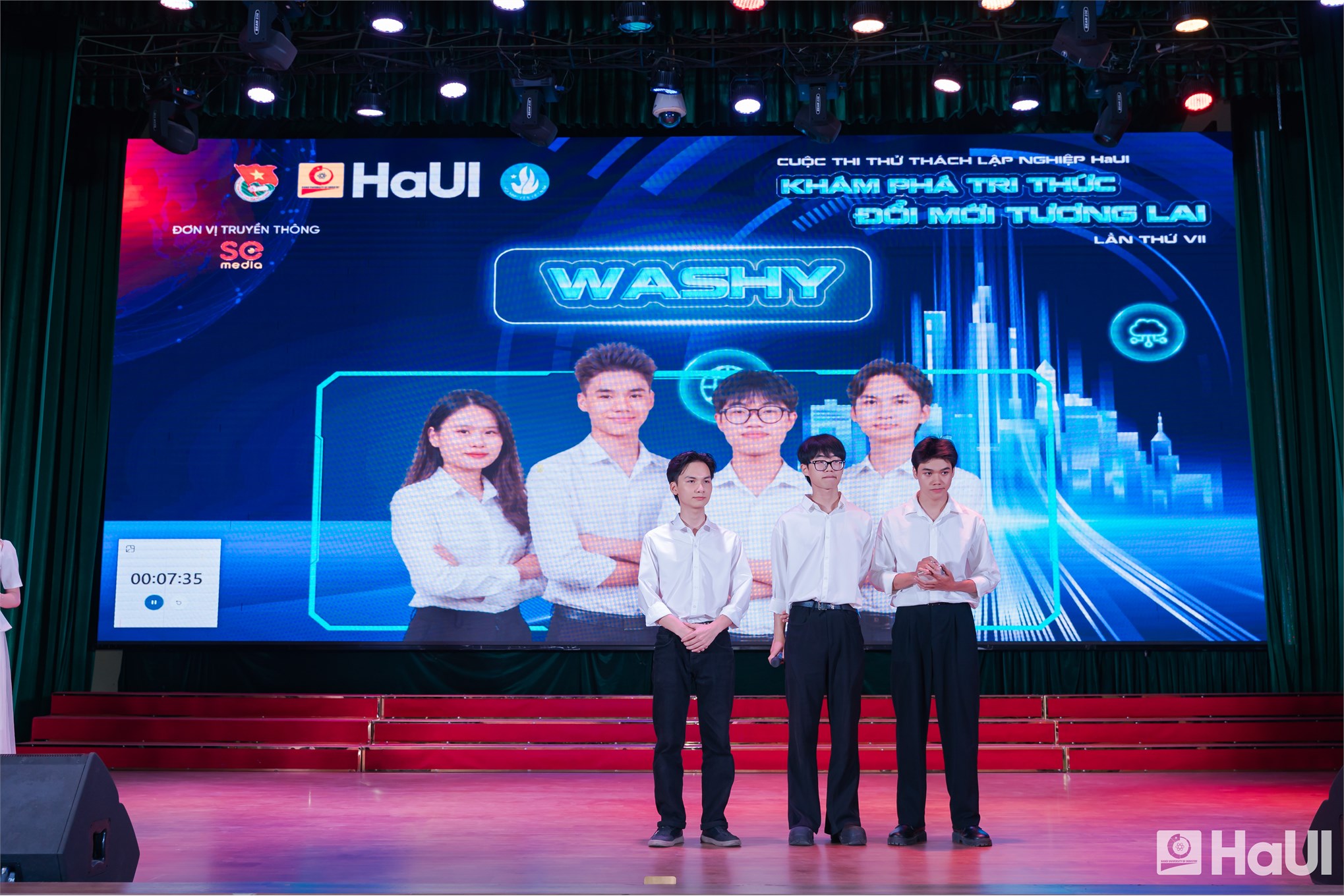 Team Washy from the School of Mechanical and Automotive Engineering Wins Runner-up Prize at the 7th HaUI Entrepreneurship Challenge