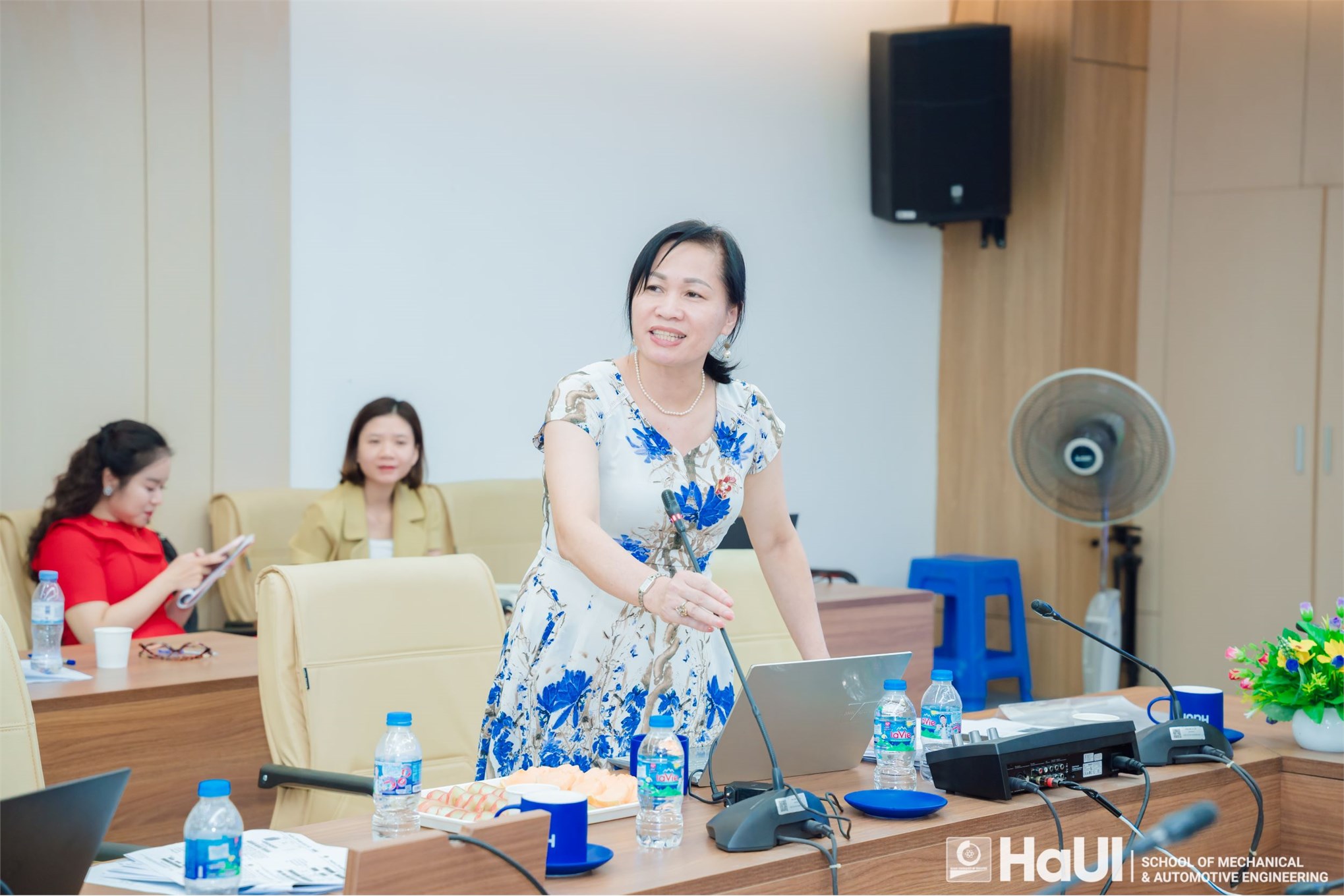 Hội thảo khoa học “Cơ học kỹ thuật trong kỷ nguyên AI và Sản xuất thông minh”: Bệ phóng nâng cao năng lực nghiên cứu tại Trường Cơ khí – Ô tô