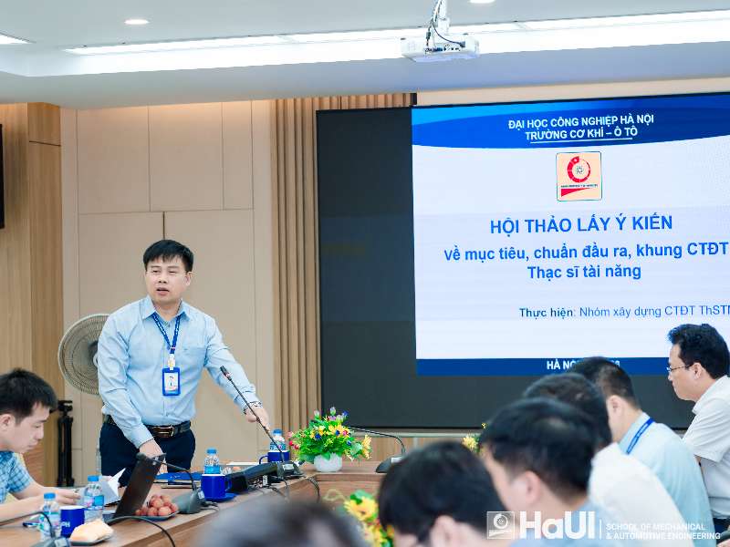 Trường Cơ khí – Ô tô tổ chức hội thảo lấy ý kiến xây dựng các chương trình đào tạo tài năng