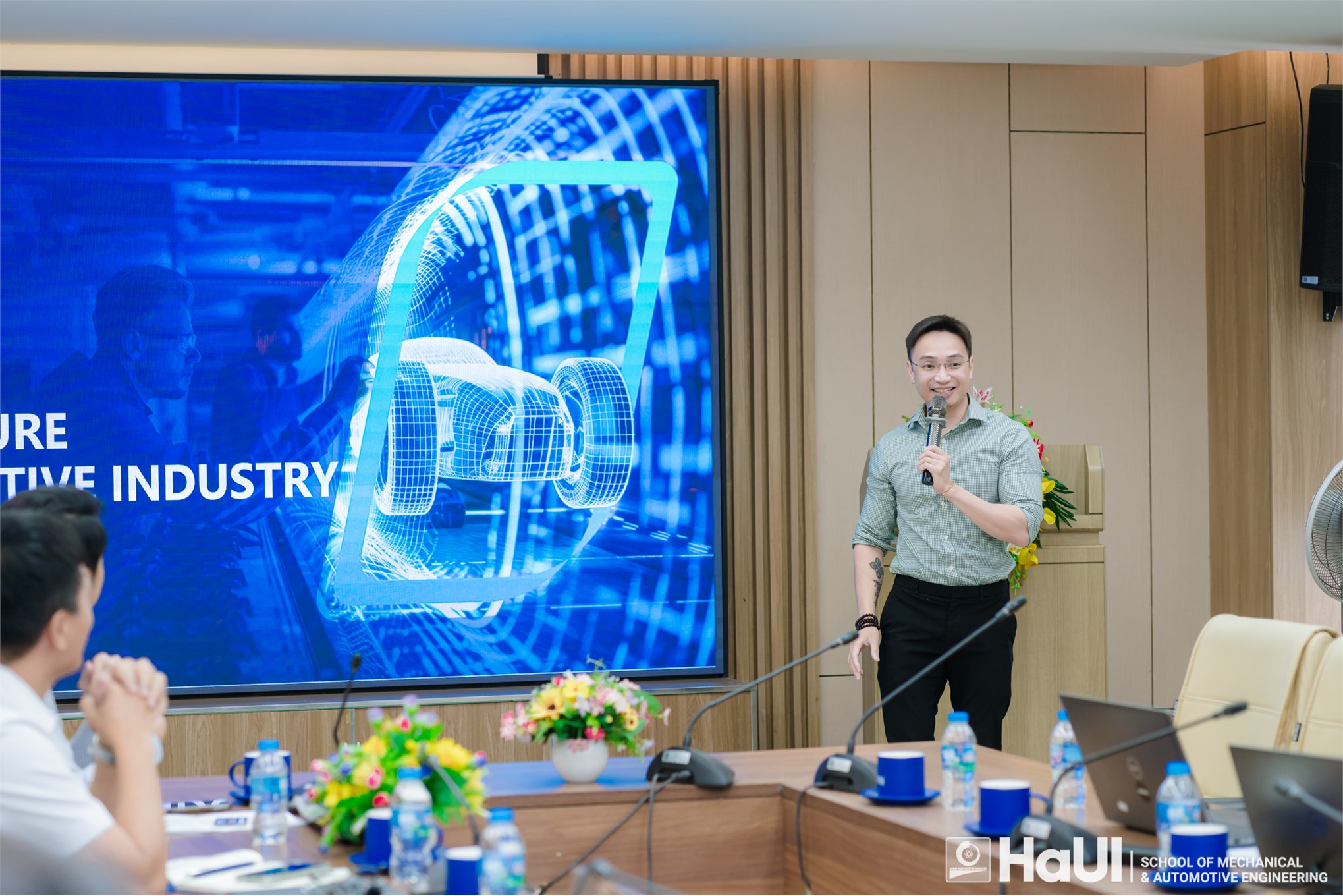 Tọa đàm “Ứng dụng trí tuệ nhân tạo và mô phỏng số”: Đón đầu xu hướng công nghệ trong ngành Công nghệ kỹ thuật Ô tô