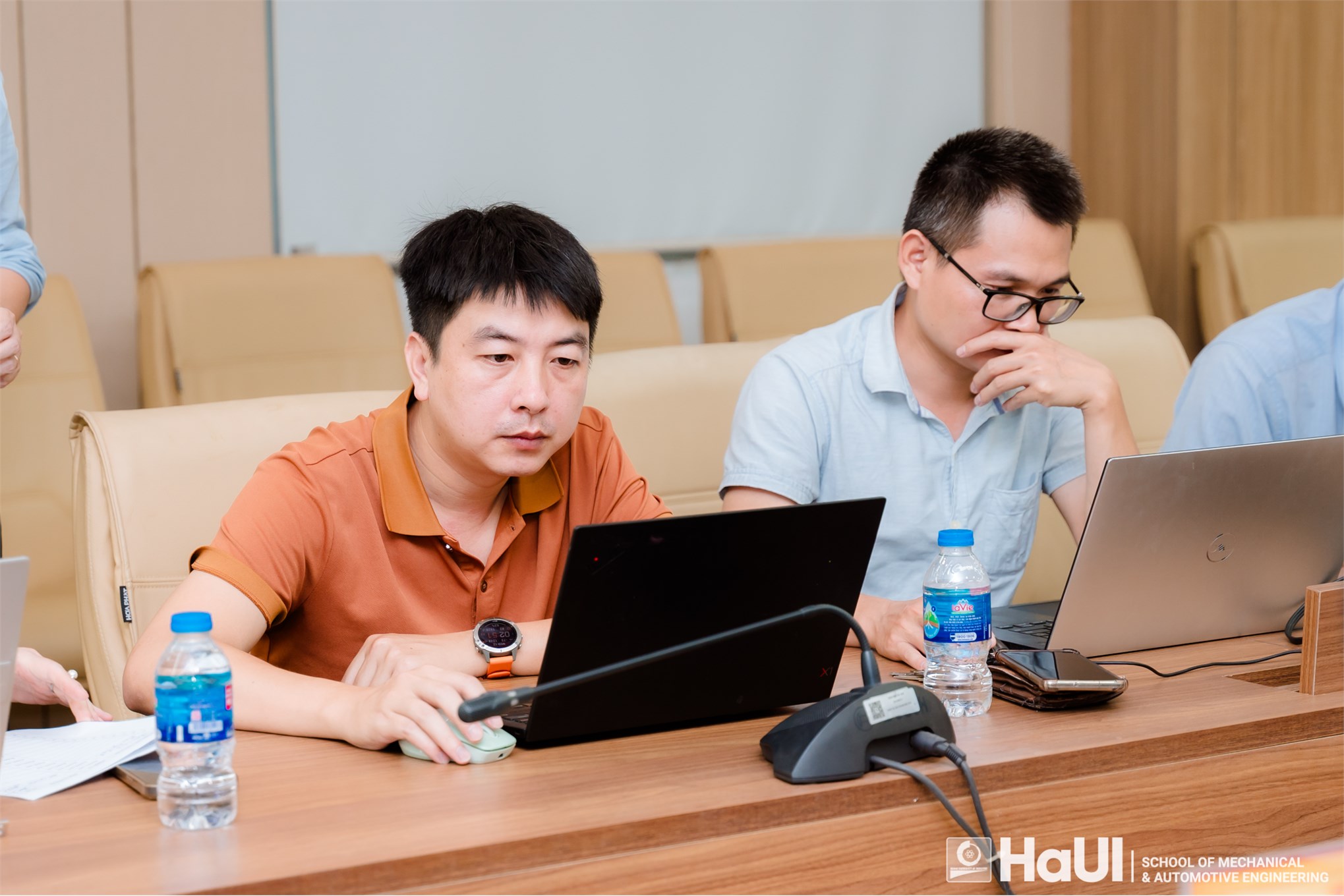 NCS Trần Thị Thu Thủy bảo vệ thành công luận án tiến sĩ cấp đơn vị chuyên môn về nghiên cứu vỏ composite phỏng sinh học