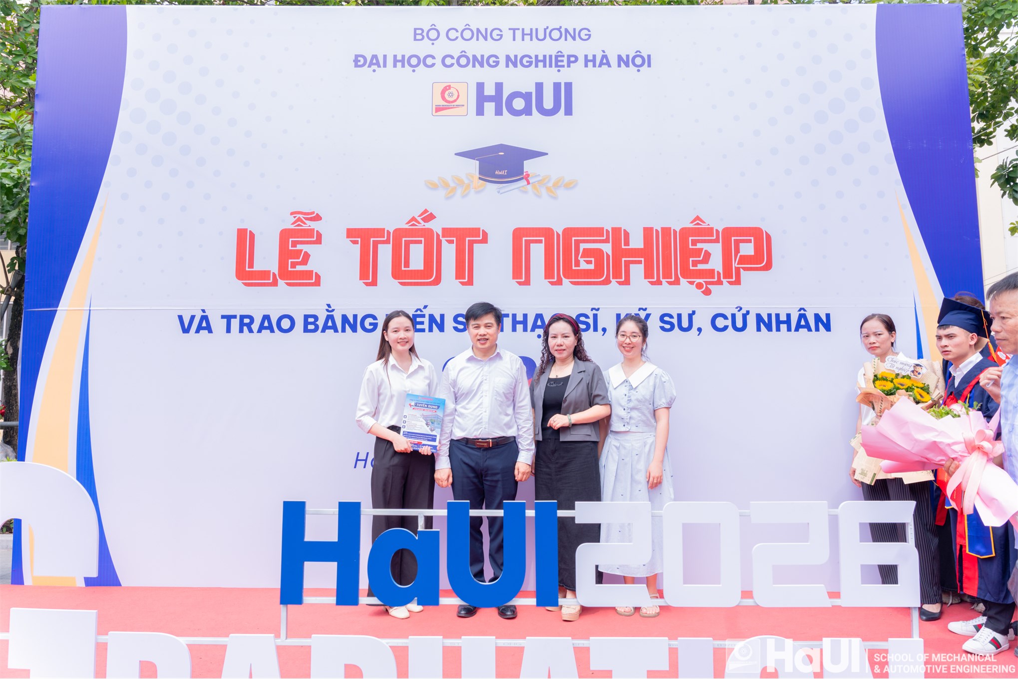 Lễ Tốt nghiệp 2026 Trường Cơ khí - Ô tô: Dấu mốc trưởng thành, khởi đầu hành trình vươn xa