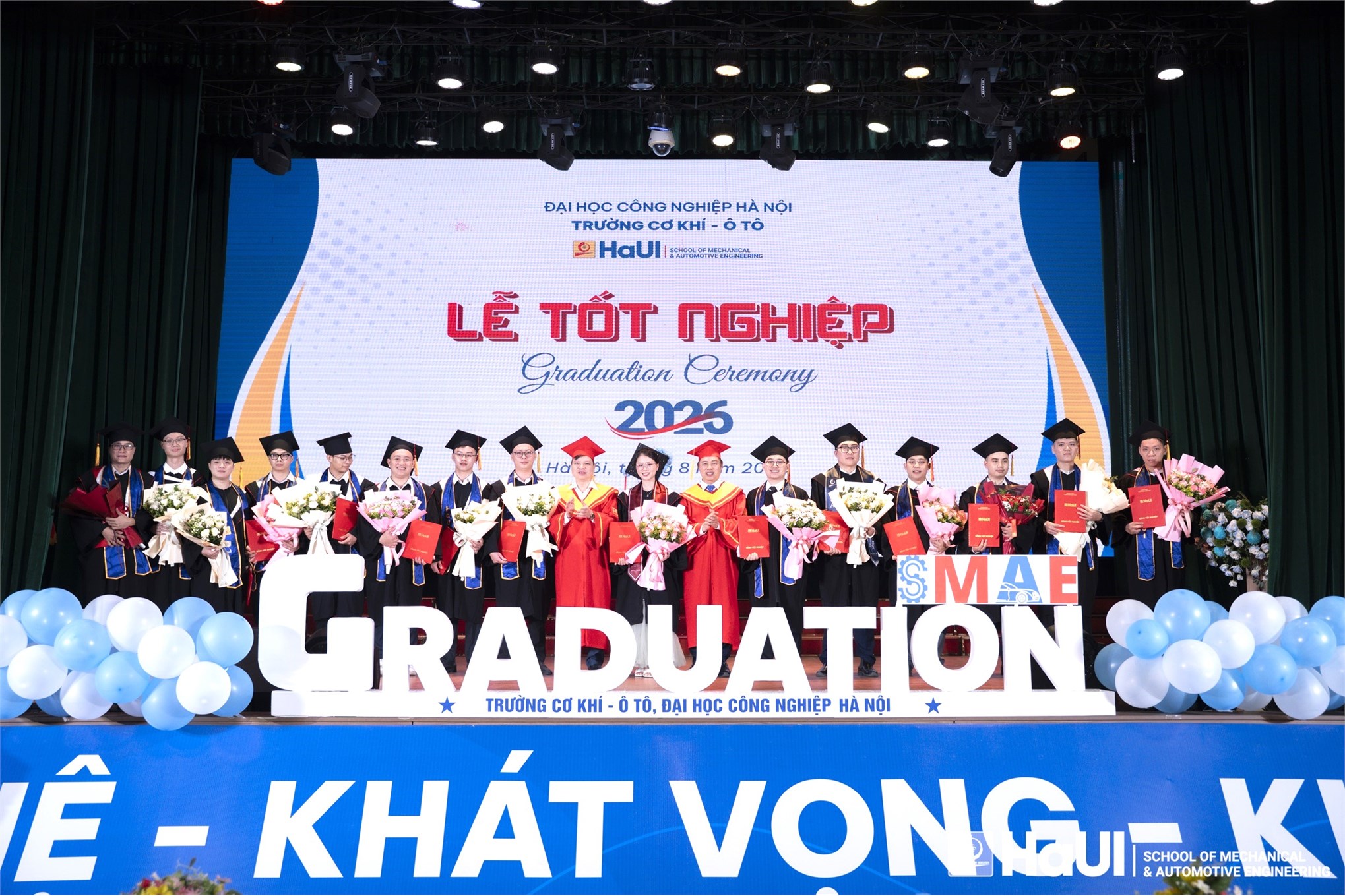 Lễ Tốt nghiệp 2026 Trường Cơ khí - Ô tô: Dấu mốc trưởng thành, khởi đầu hành trình vươn xa