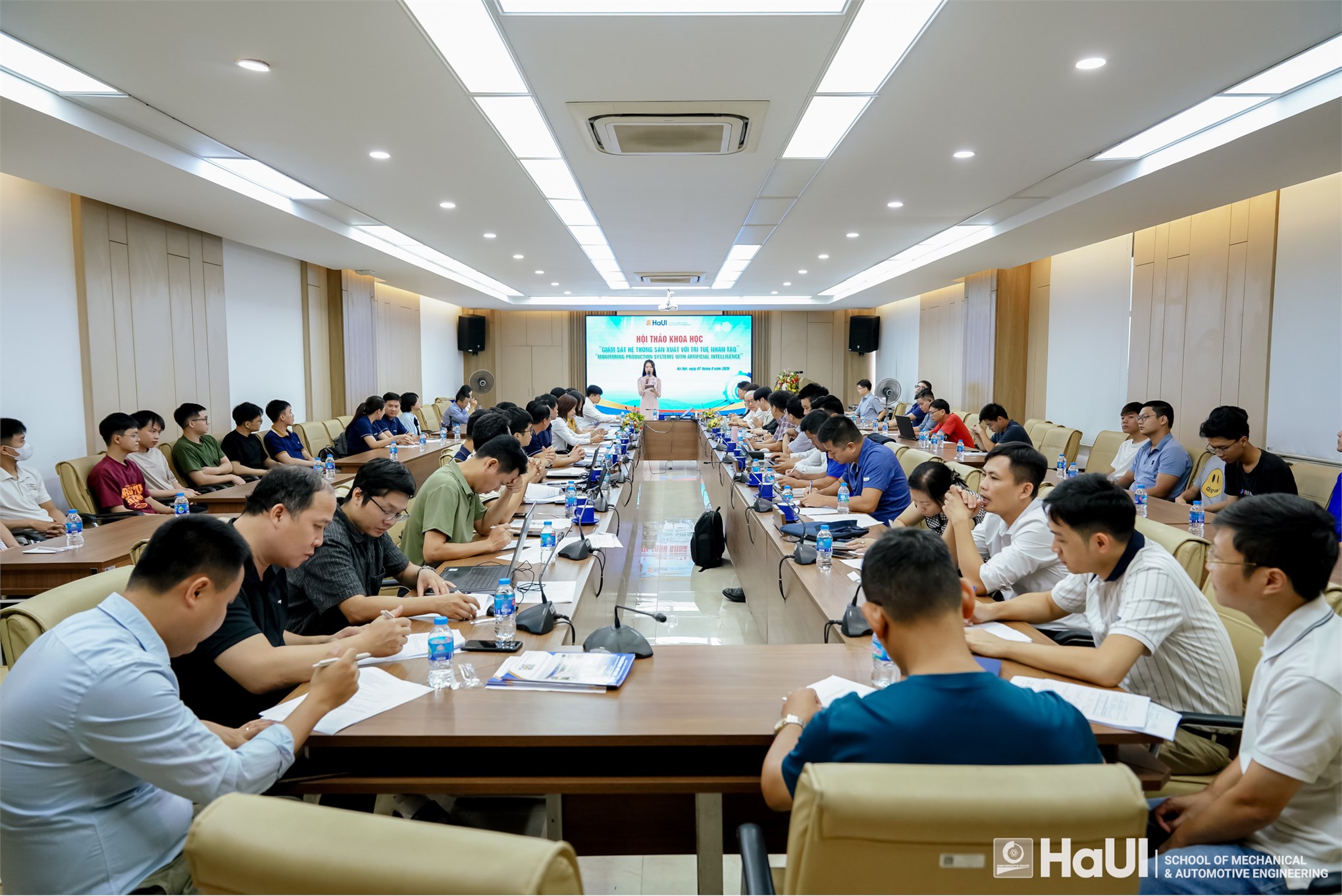 School of Mechanical and Automotive Engineering, HaUI Cooperates with Hansung University (South Korea): Promoting the Application of Artificial Intelligence in Manufacturing and Digital Transformation of Enterprises