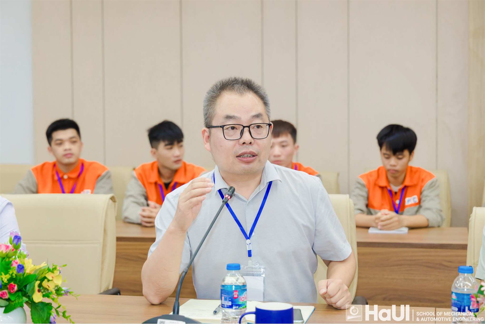 Hội thảo học thuật: “Xe năng lượng mới” – Thúc đẩy hợp tác và phát triển bền vững