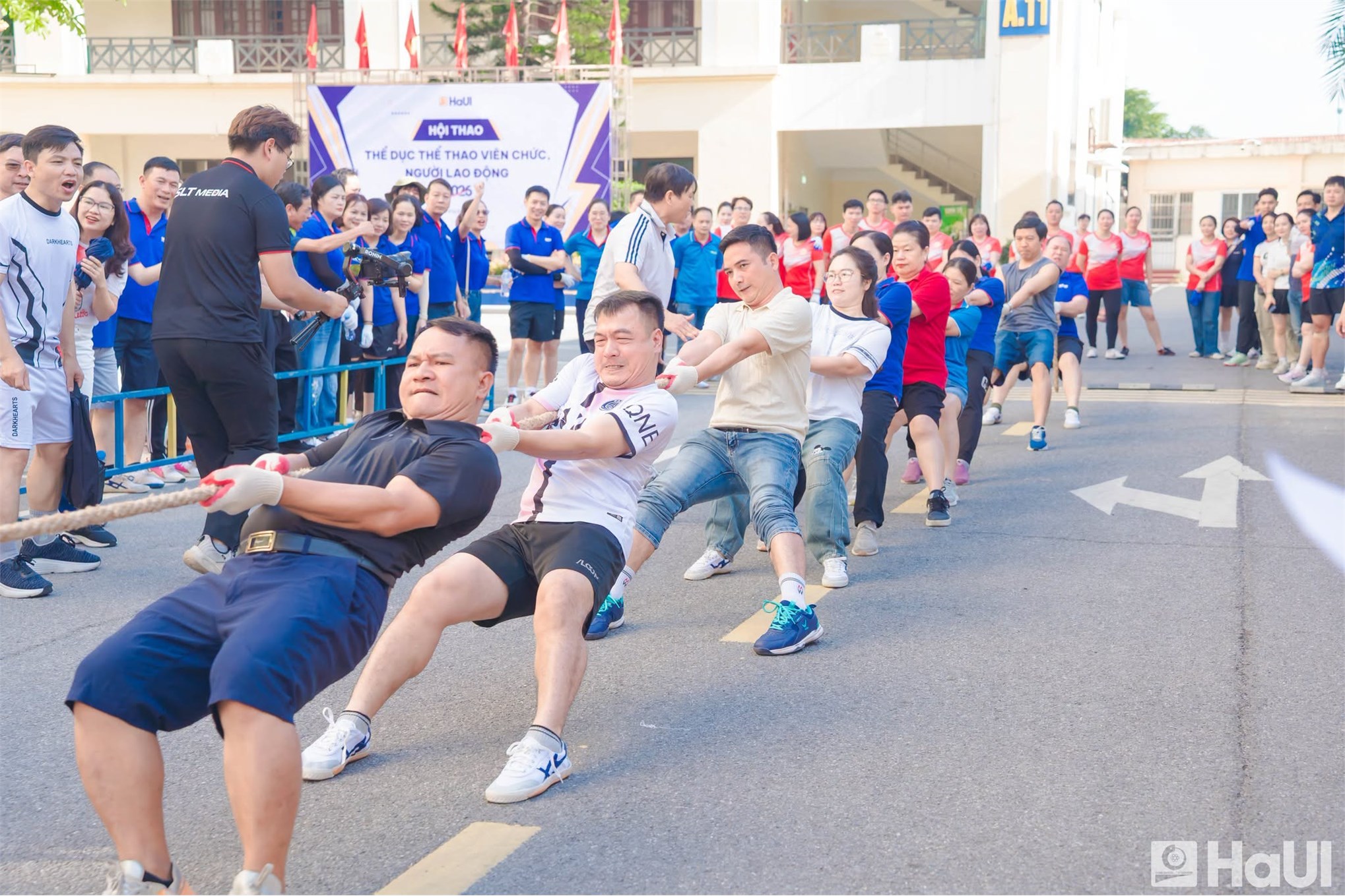 Liên quân 2 xuất sắc giành Giải Ba toàn đoàn tại Hội thao viên chức, người lao động Đại học Công nghiệp Hà Nội năm 2026
