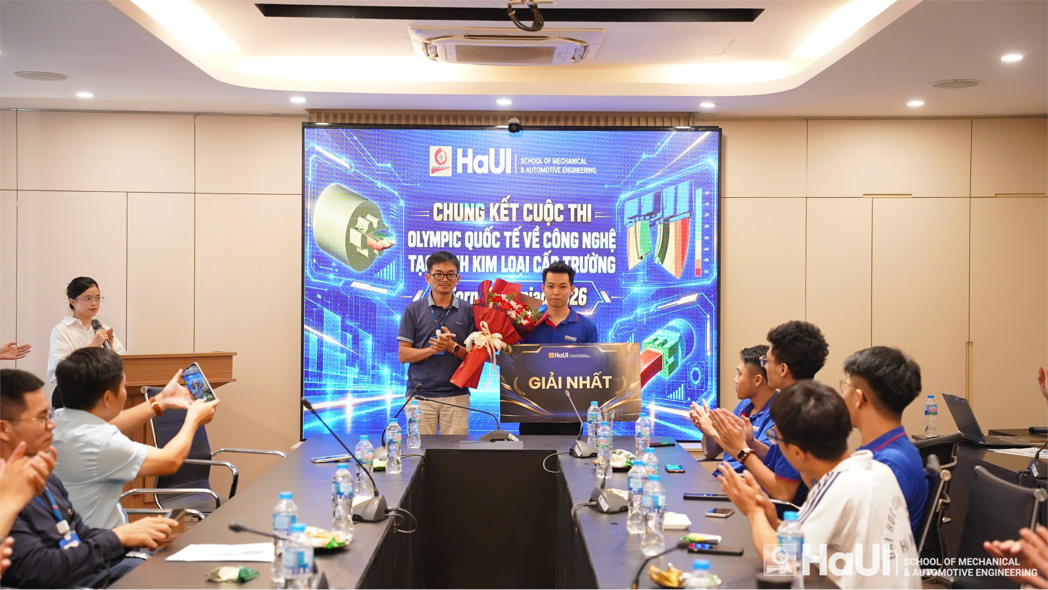 Chung kết cuộc thi Olympic Quốc tế về công nghệ tạo hình kim loại (QForm Olympiad 2026): Khẳng định tư duy kỹ thuật và bản lĩnh sinh viên Trường Cơ khí – Ô tô