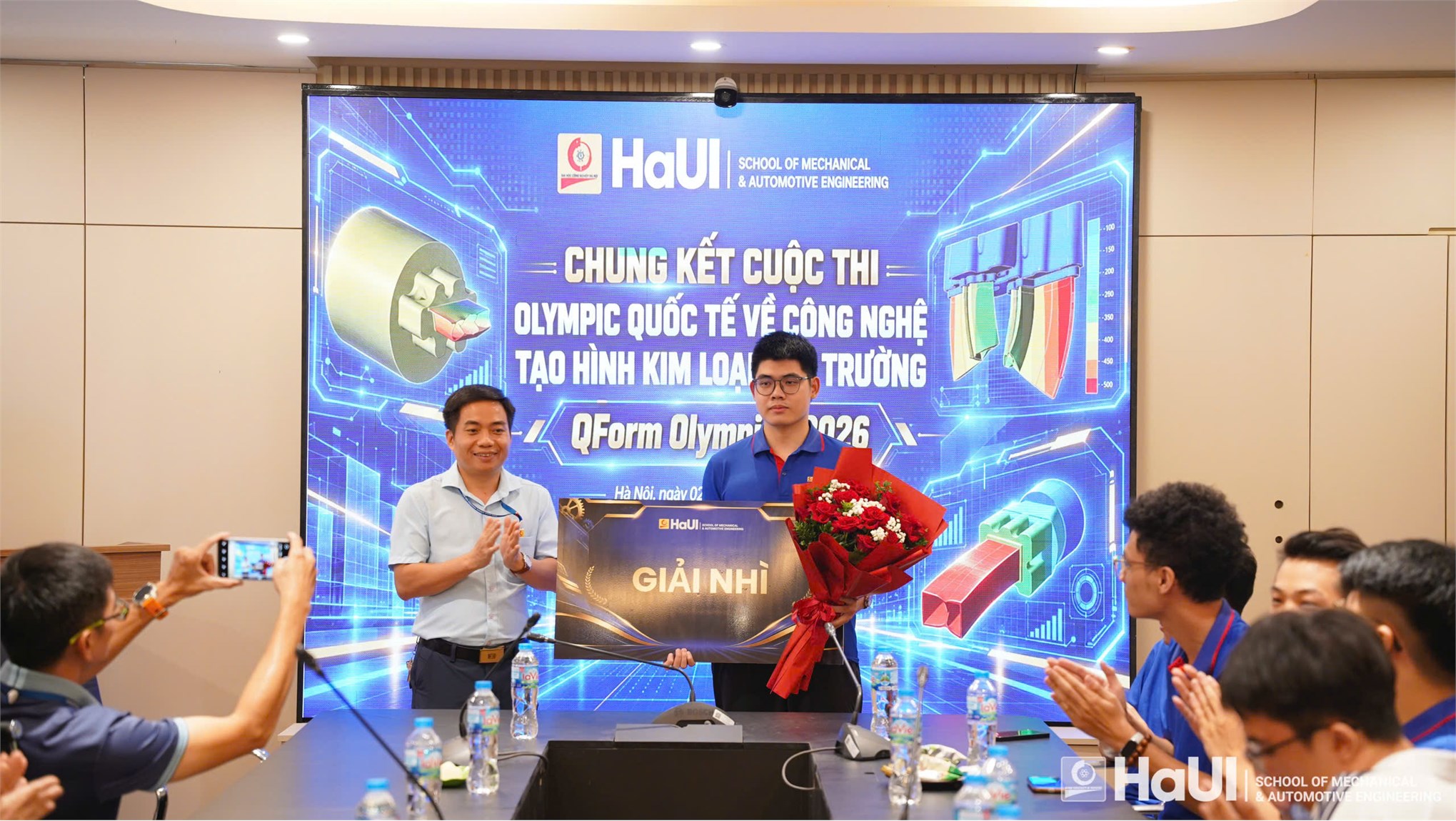 Chung kết cuộc thi Olympic Quốc tế về công nghệ tạo hình kim loại (QForm Olympiad 2026): Khẳng định tư duy kỹ thuật và bản lĩnh sinh viên Trường Cơ khí – Ô tô