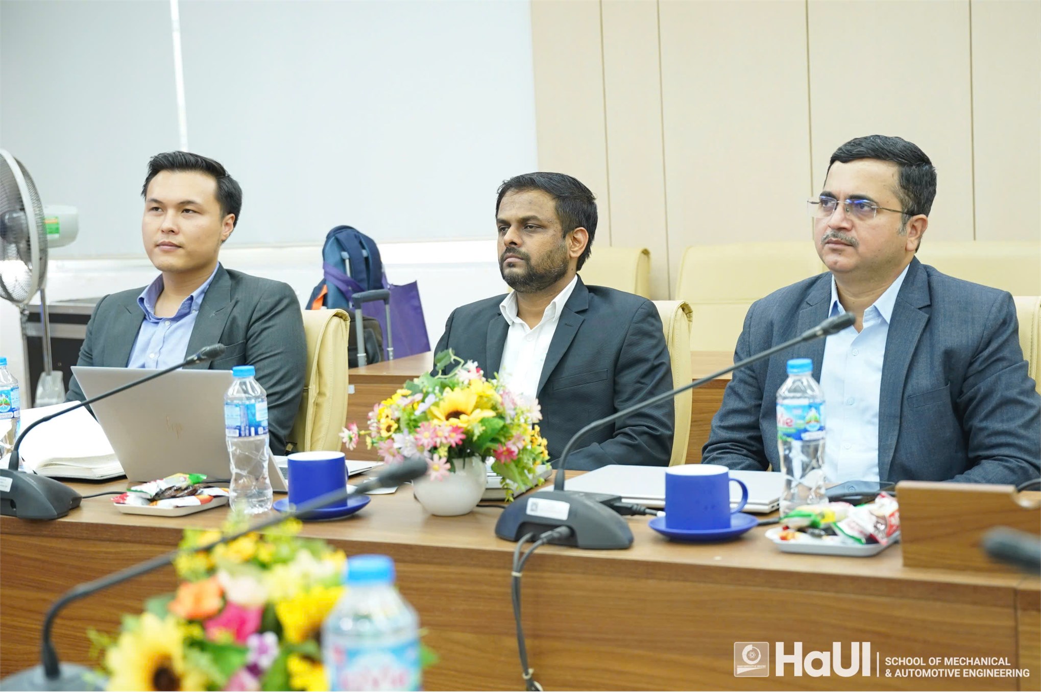 Hội thảo khoa học “Công nghệ chế tạo và đo lường bánh răng chính xác trong sản xuất thông minh – Cơ hội hợp tác nghiên cứu và đào tạo HaUI – Klingelnberg”
