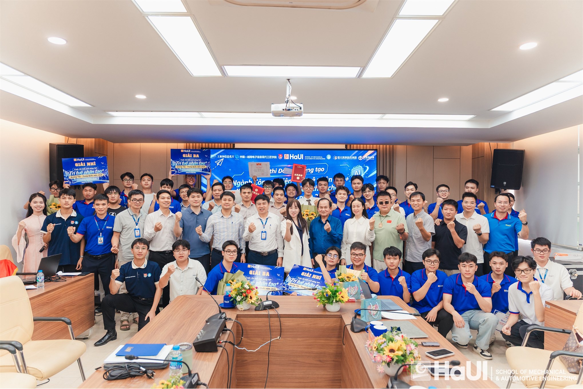 Chung kết cấp trường cuộc thi Đổi mới sáng tạo “Trí tuệ nhân tạo +” Quảng Tây năm 2026: Khởi nguồn những giải pháp AI đột phá của sinh viên Trường Cơ khí - Ô tô