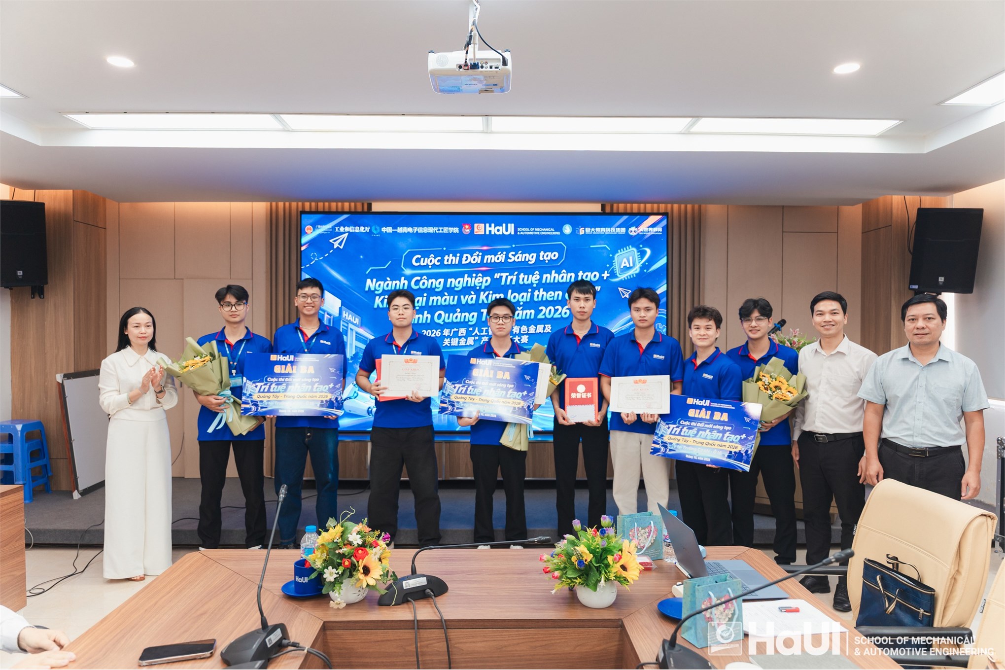 Chung kết cấp trường cuộc thi Đổi mới sáng tạo “Trí tuệ nhân tạo +” Quảng Tây năm 2026: Khởi nguồn những giải pháp AI đột phá của sinh viên Trường Cơ khí - Ô tô