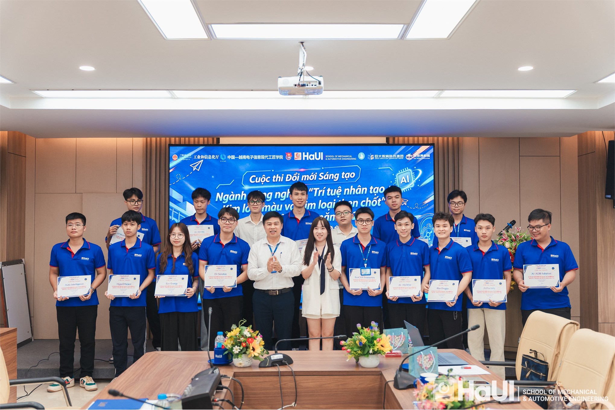 Chung kết cấp trường cuộc thi Đổi mới sáng tạo “Trí tuệ nhân tạo +” Quảng Tây năm 2026: Khởi nguồn những giải pháp AI đột phá của sinh viên Trường Cơ khí - Ô tô