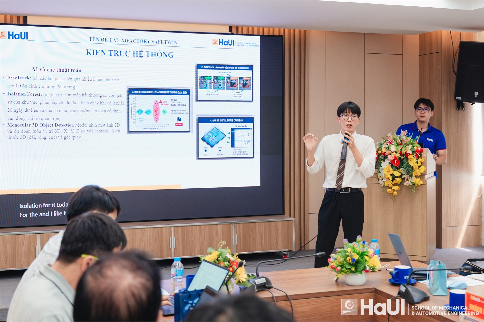 Chung kết cấp trường cuộc thi Đổi mới sáng tạo “Trí tuệ nhân tạo +” Quảng Tây năm 2026: Khởi nguồn những giải pháp AI đột phá của sinh viên Trường Cơ khí - Ô tô