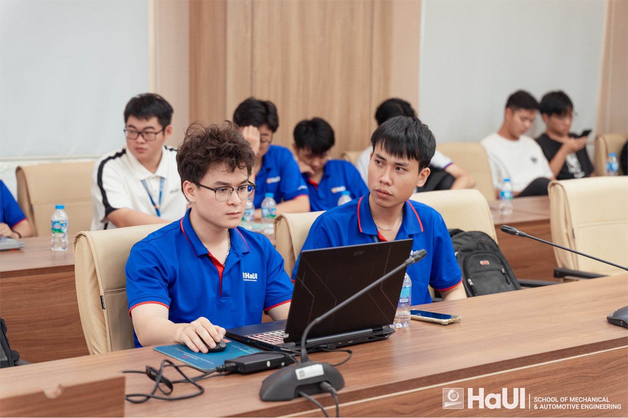 Chung kết cấp trường cuộc thi Đổi mới sáng tạo “Trí tuệ nhân tạo +” Quảng Tây năm 2026: Khởi nguồn những giải pháp AI đột phá của sinh viên Trường Cơ khí - Ô tô