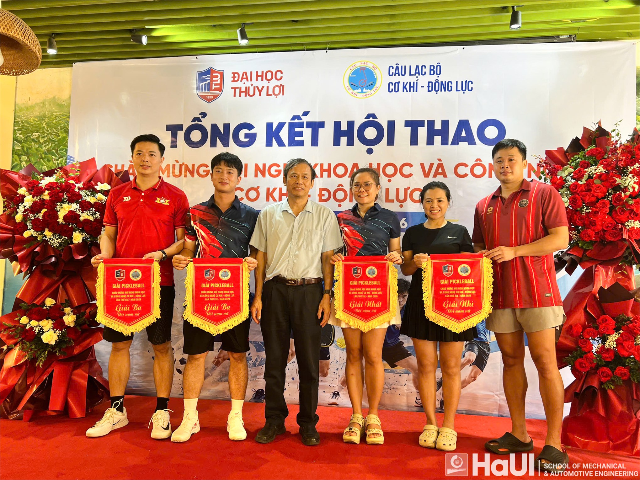 Trường Cơ khí – Ô tô, HaUI ghi dấu ấn tại hội nghị khoa học và công nghệ Cơ khí – Động lực lần thứ XIX