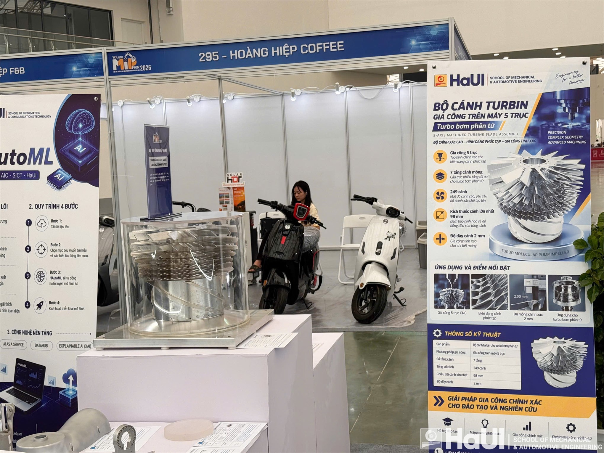 School of Mechanical and Automotive Engineering, HaUI affirmed scientific and technological capabilities at the Hanoi Industrial Product Fair 2026
