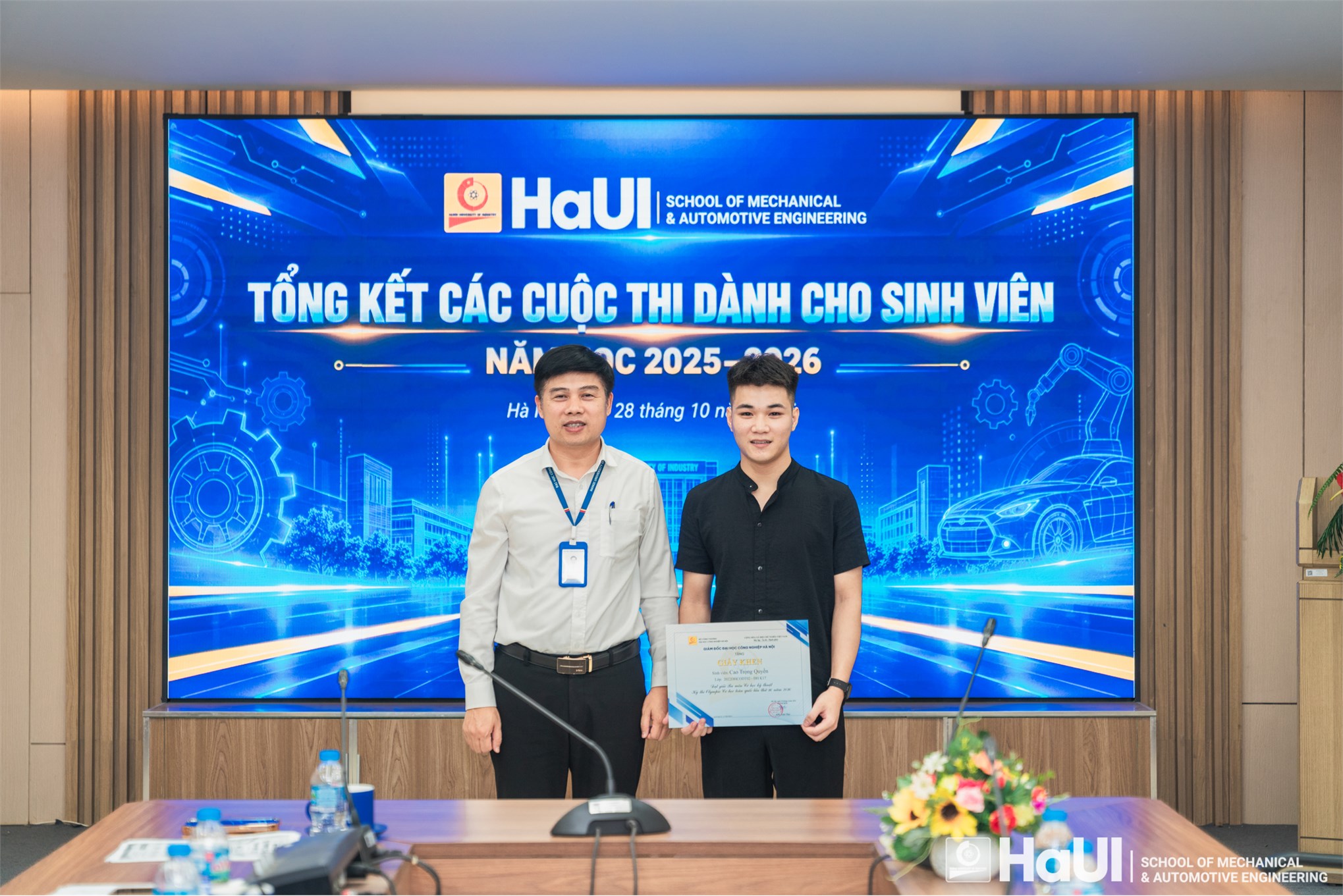 Trường Cơ khí - Ô tô tổng kết các cuộc thi sinh viên năm học 2025-2026 và phát động tham gia các cuộc thi năm học 2026-2027