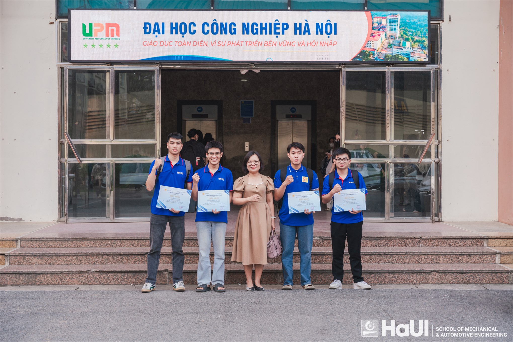 Trường Cơ khí - Ô tô tổng kết các cuộc thi sinh viên năm học 2025-2026 và phát động tham gia các cuộc thi năm học 2026-2027
